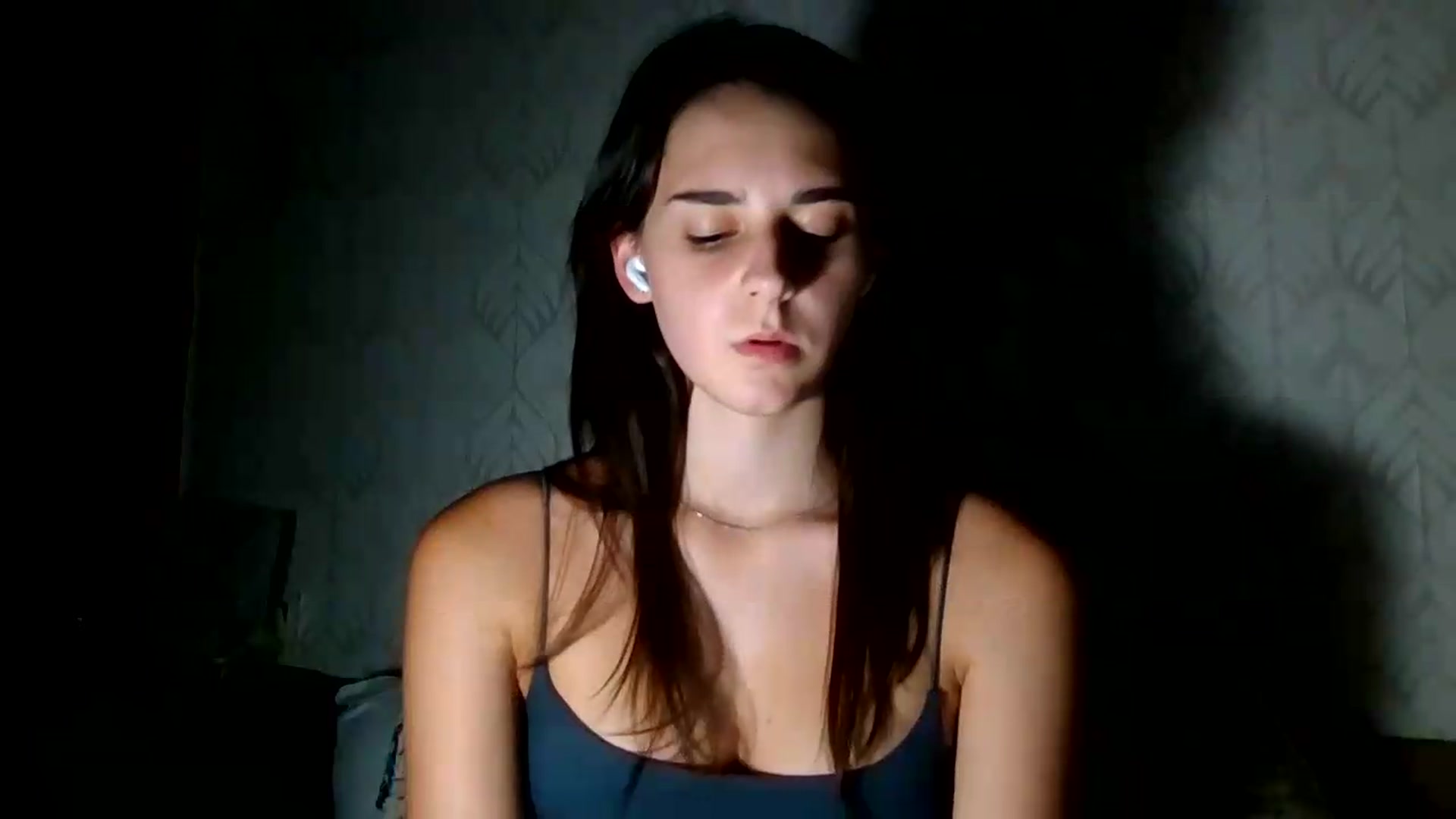 Gallery image thumbnail from ValessiaMoon's myfreecams stream on, 07/26/2026, 21:23 image 12 of 20