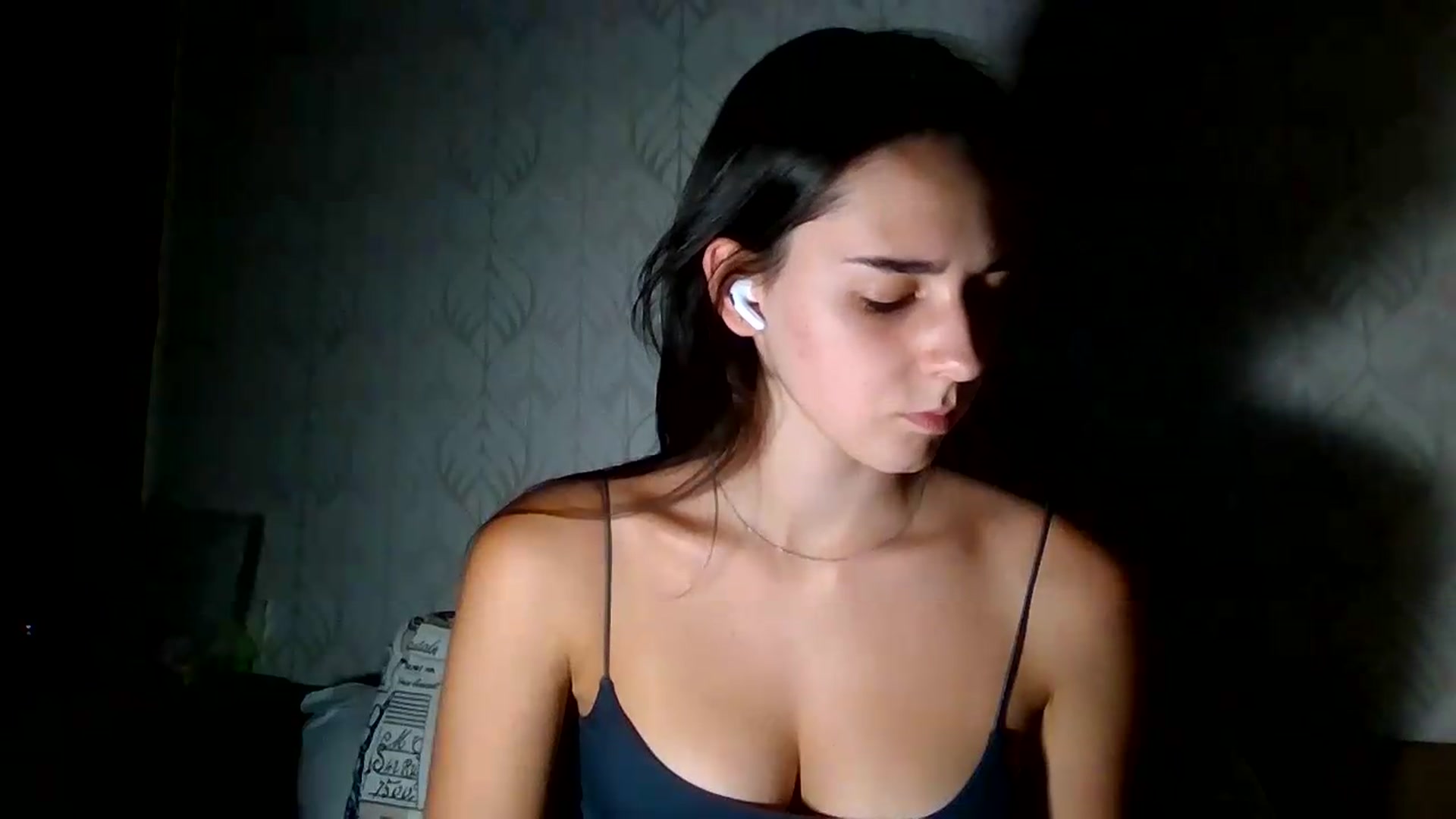 Gallery image thumbnail from ValessiaMoon's myfreecams stream on, 07/26/2026, 22:04 image 4 of 20