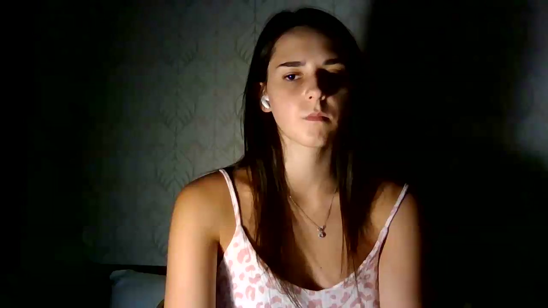 Gallery image thumbnail from ValessiaMoon's myfreecams stream on, 07/28/2026, 21:14 image 18 of 20