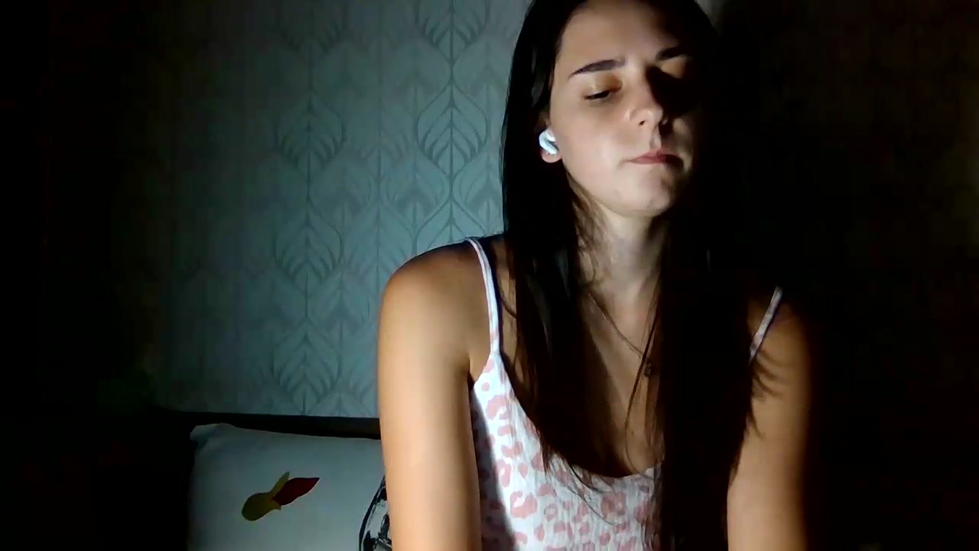 Gallery image thumbnail from ValessiaMoon's myfreecams stream on, 07/28/2026, 22:01 image 18 of 20