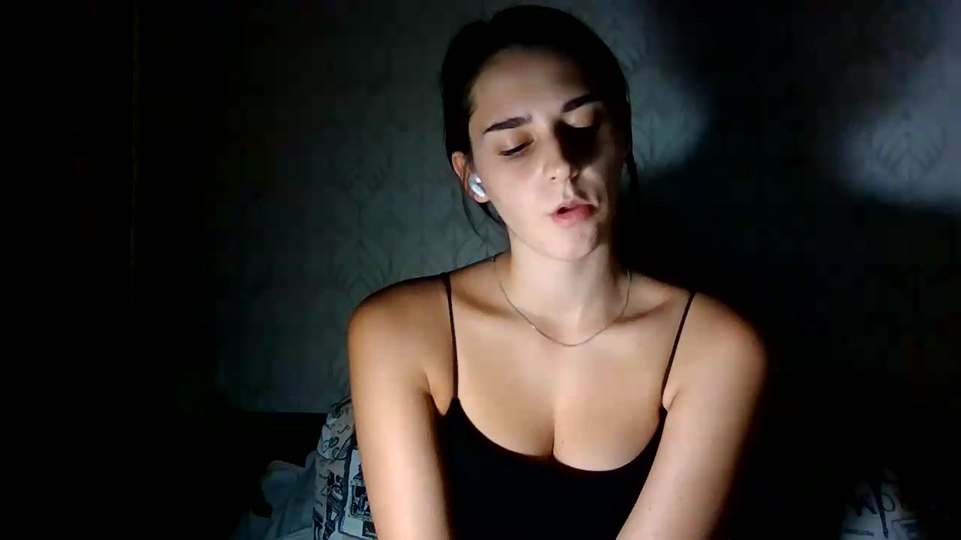 Gallery image thumbnail from ValessiaMoon's myfreecams stream on, 07/30/2026, 21:12 image 8 of 20