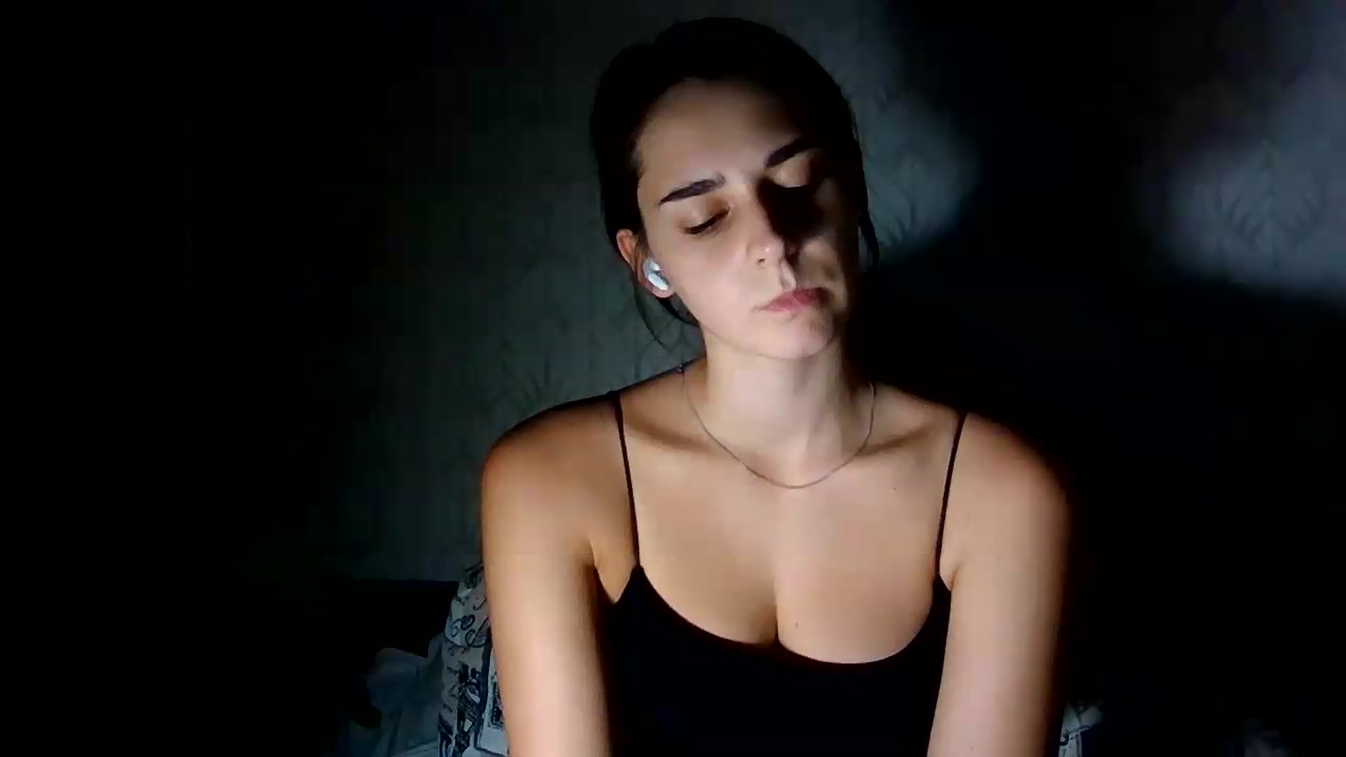 Gallery image thumbnail from ValessiaMoon's myfreecams stream on, 07/30/2026, 21:12 image 10 of 20