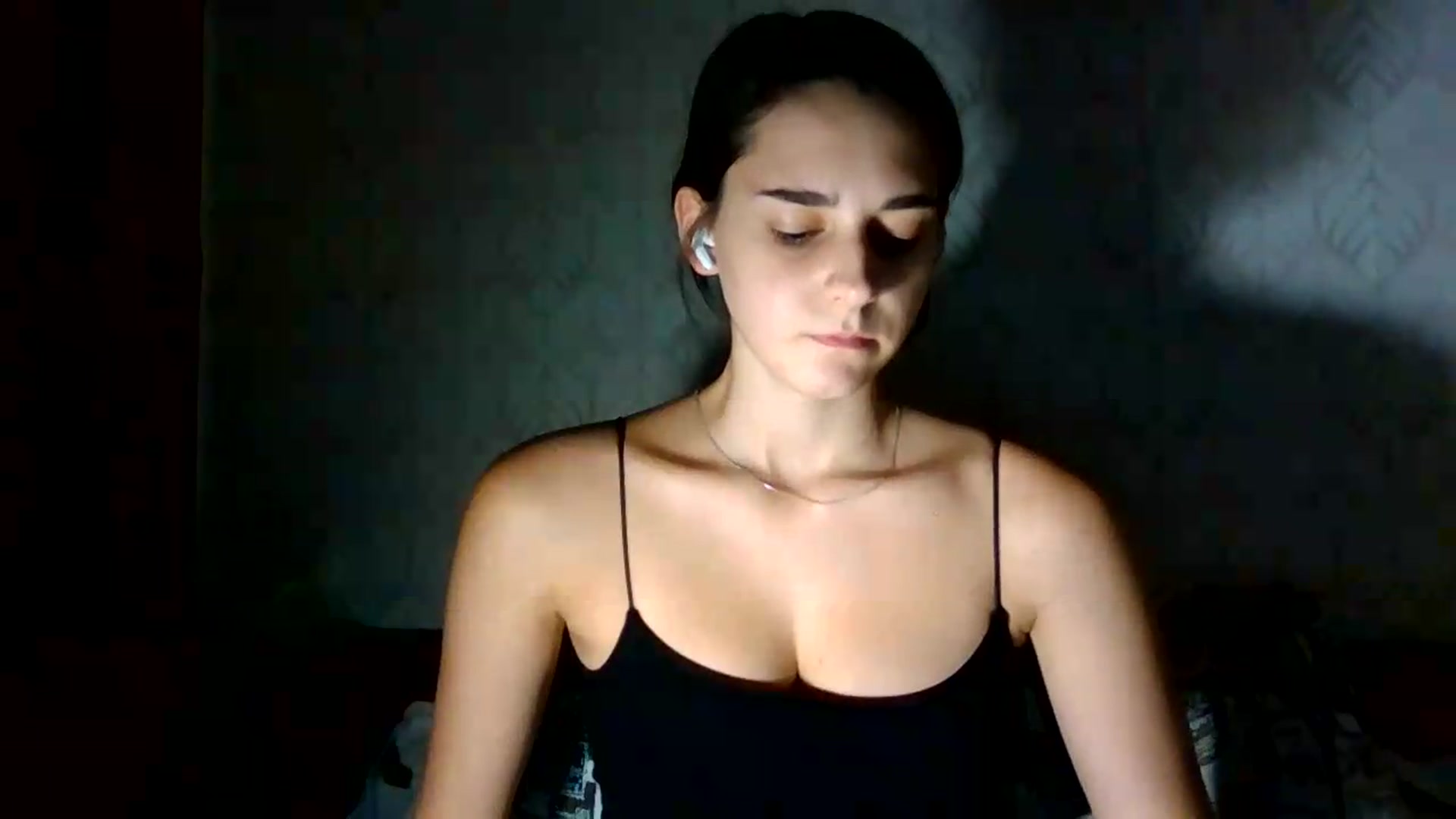 Gallery image thumbnail from ValessiaMoon's myfreecams stream on, 07/30/2026, 21:12 image 12 of 20