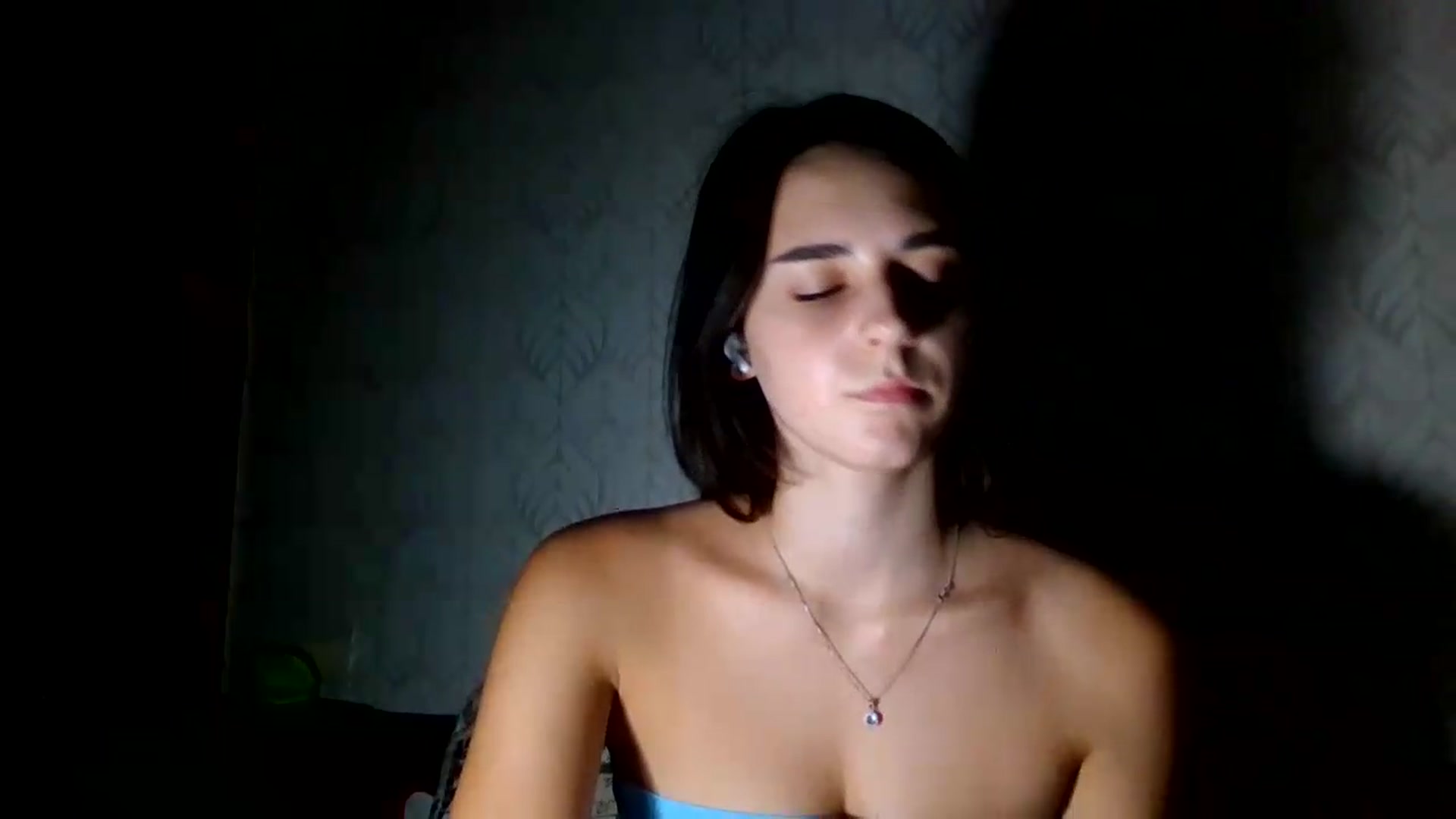 Gallery image thumbnail from ValessiaMoon's myfreecams stream on, 07/31/2026, 22:03 image 11 of 20