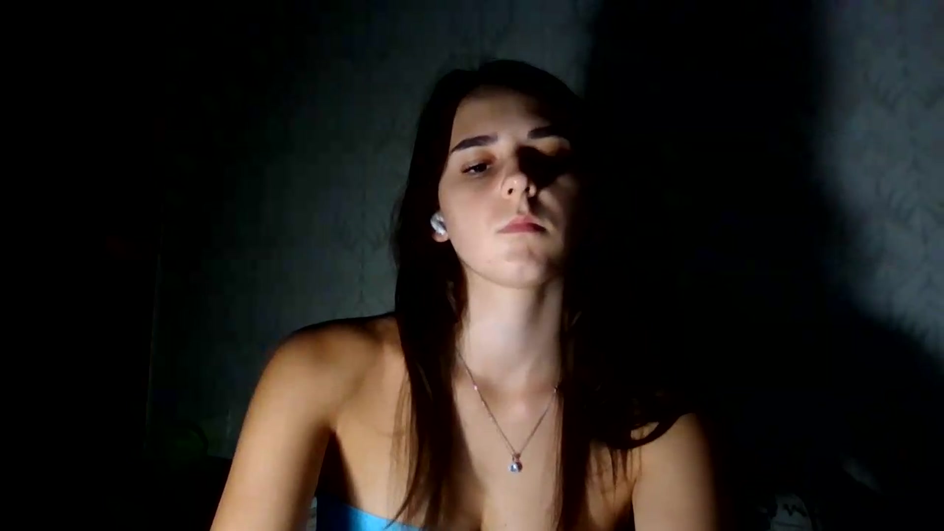 Gallery image thumbnail from ValessiaMoon's myfreecams stream on, 07/31/2026, 22:03 image 15 of 20