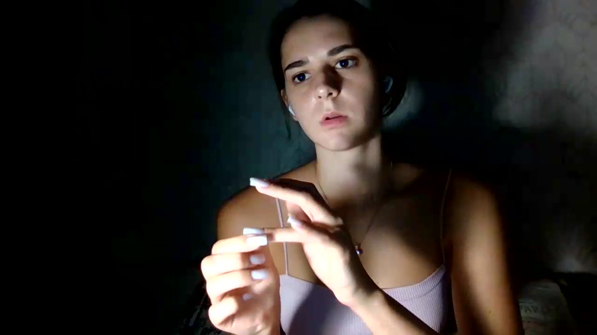 Gallery image thumbnail from ValessiaMoon's myfreecams stream on, 08/05/2026, 22:17 image 17 of 20