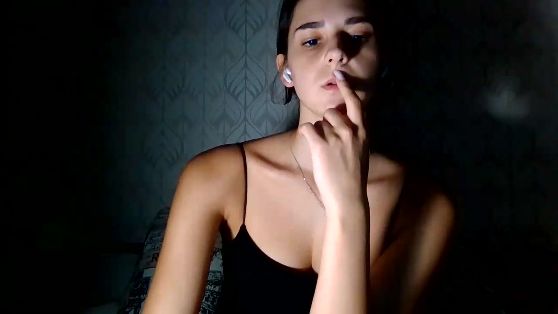 Gallery image thumbnail from ValessiaMoon's myfreecams stream on, 08/06/2026, 21:56 image 5 of 20