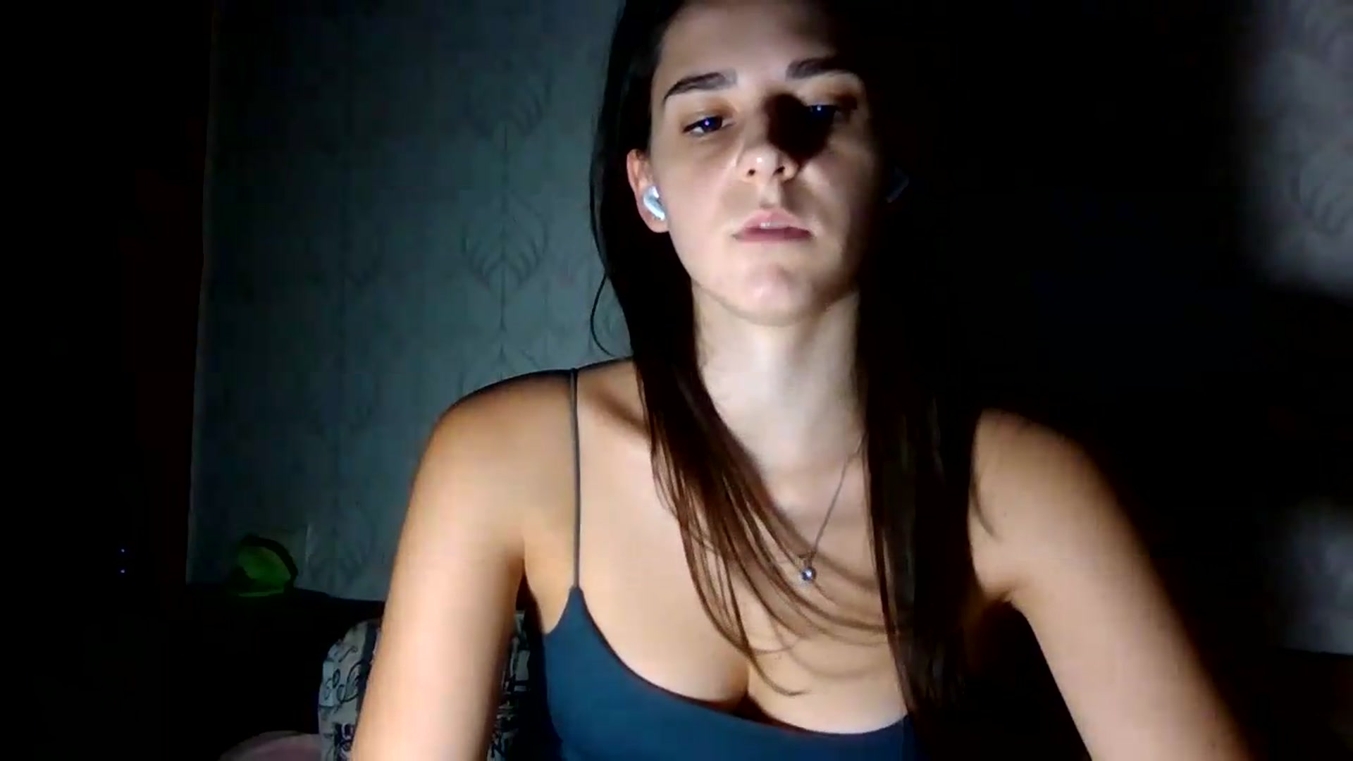 Gallery image thumbnail from ValessiaMoon's myfreecams stream on, 08/08/2026, 22:31 image 19 of 20