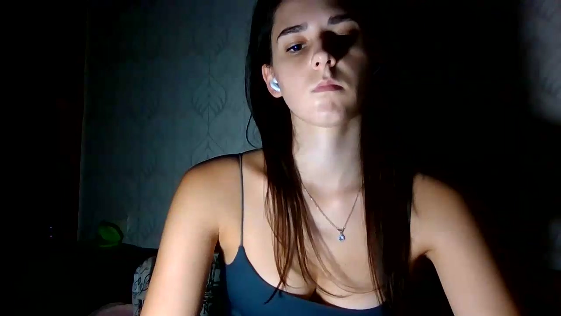 Gallery image thumbnail from ValessiaMoon's myfreecams stream on, 08/08/2026, 22:31 image 18 of 20