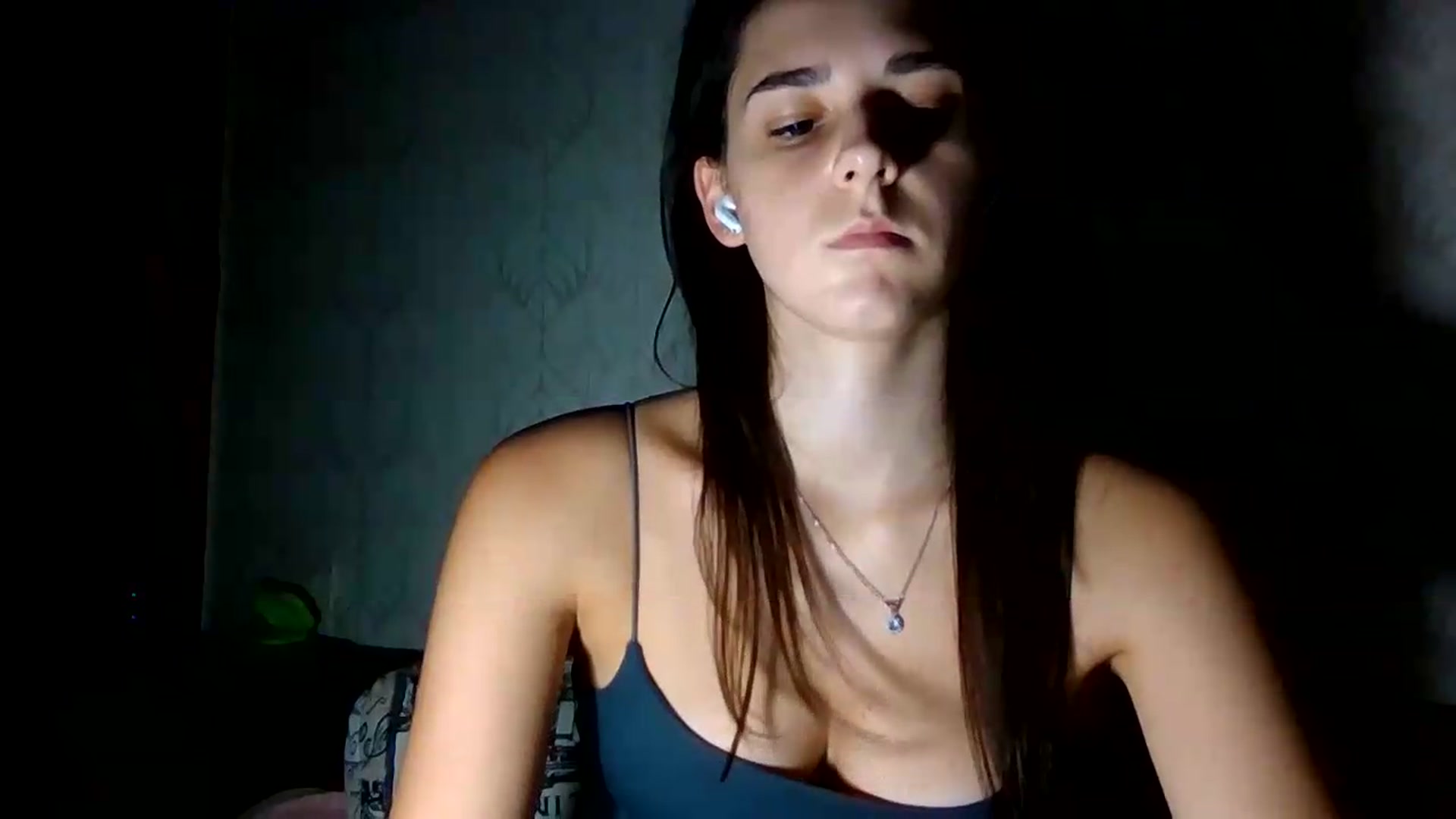 Gallery image thumbnail from ValessiaMoon's myfreecams stream on, 08/08/2026, 22:31 image 17 of 20