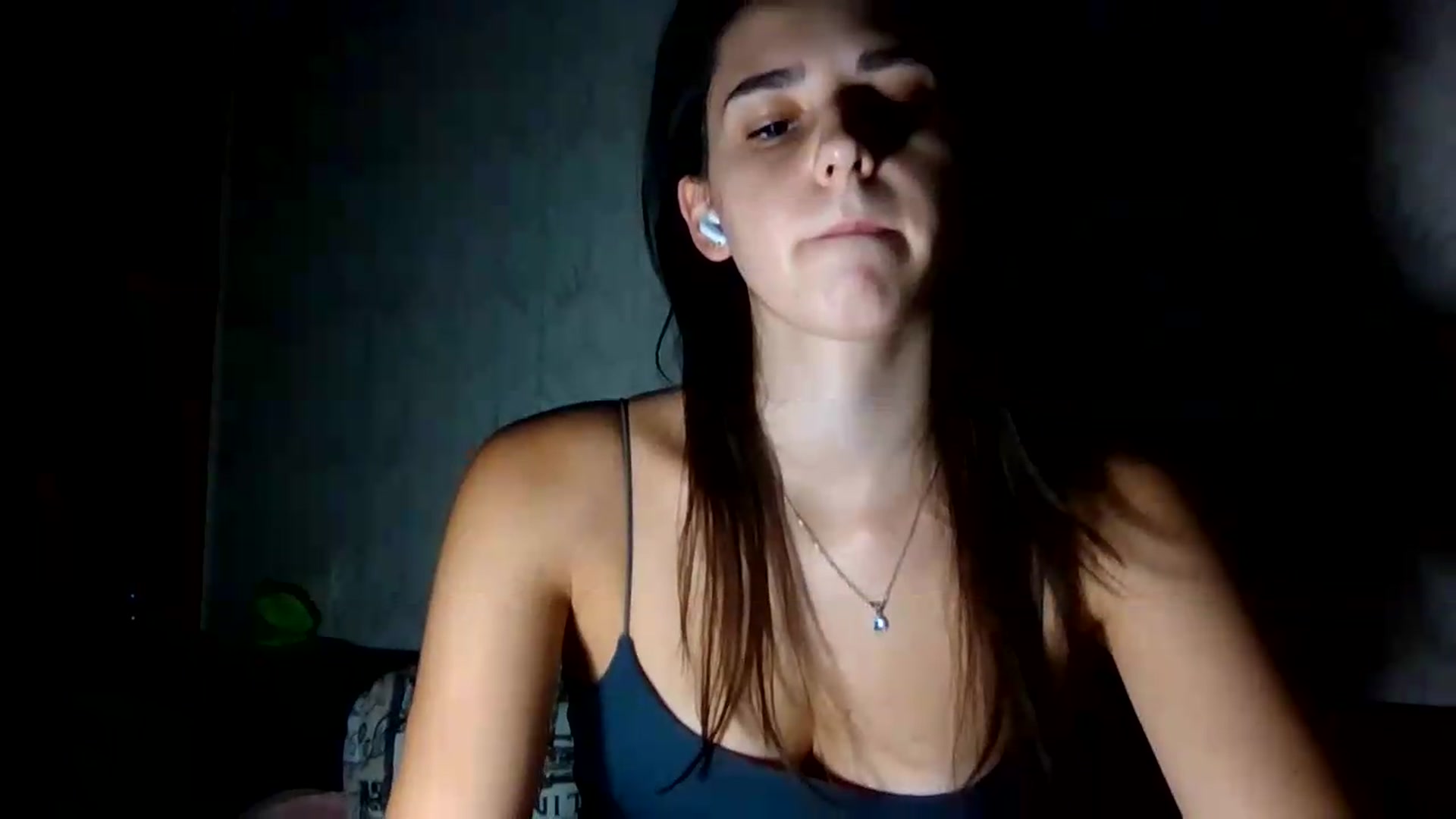 Gallery image thumbnail from ValessiaMoon's myfreecams stream on, 08/08/2026, 22:31 image 15 of 20