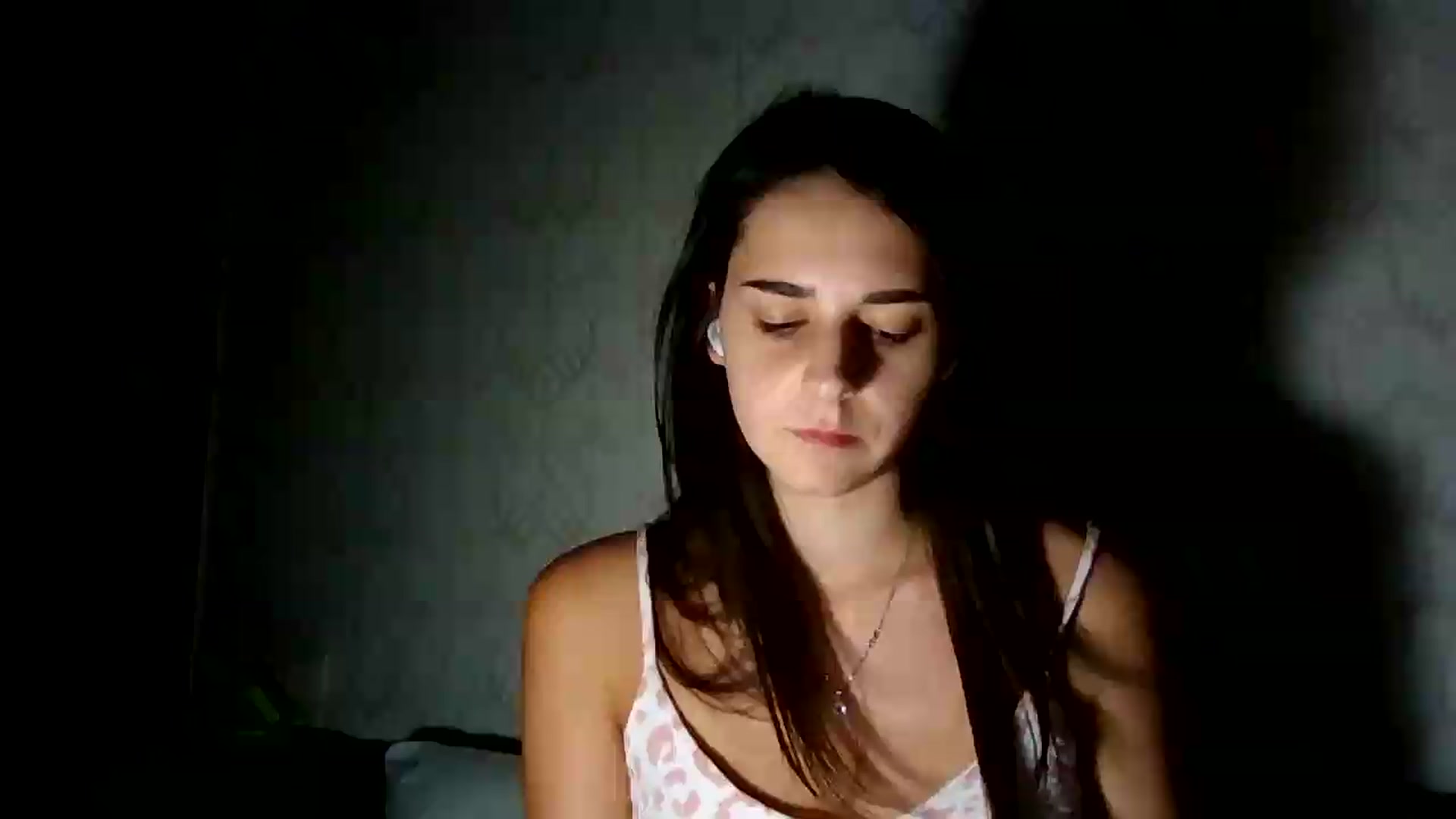 Gallery image thumbnail from ValessiaMoon's myfreecams stream on, 08/09/2026, 21:44 image 8 of 20