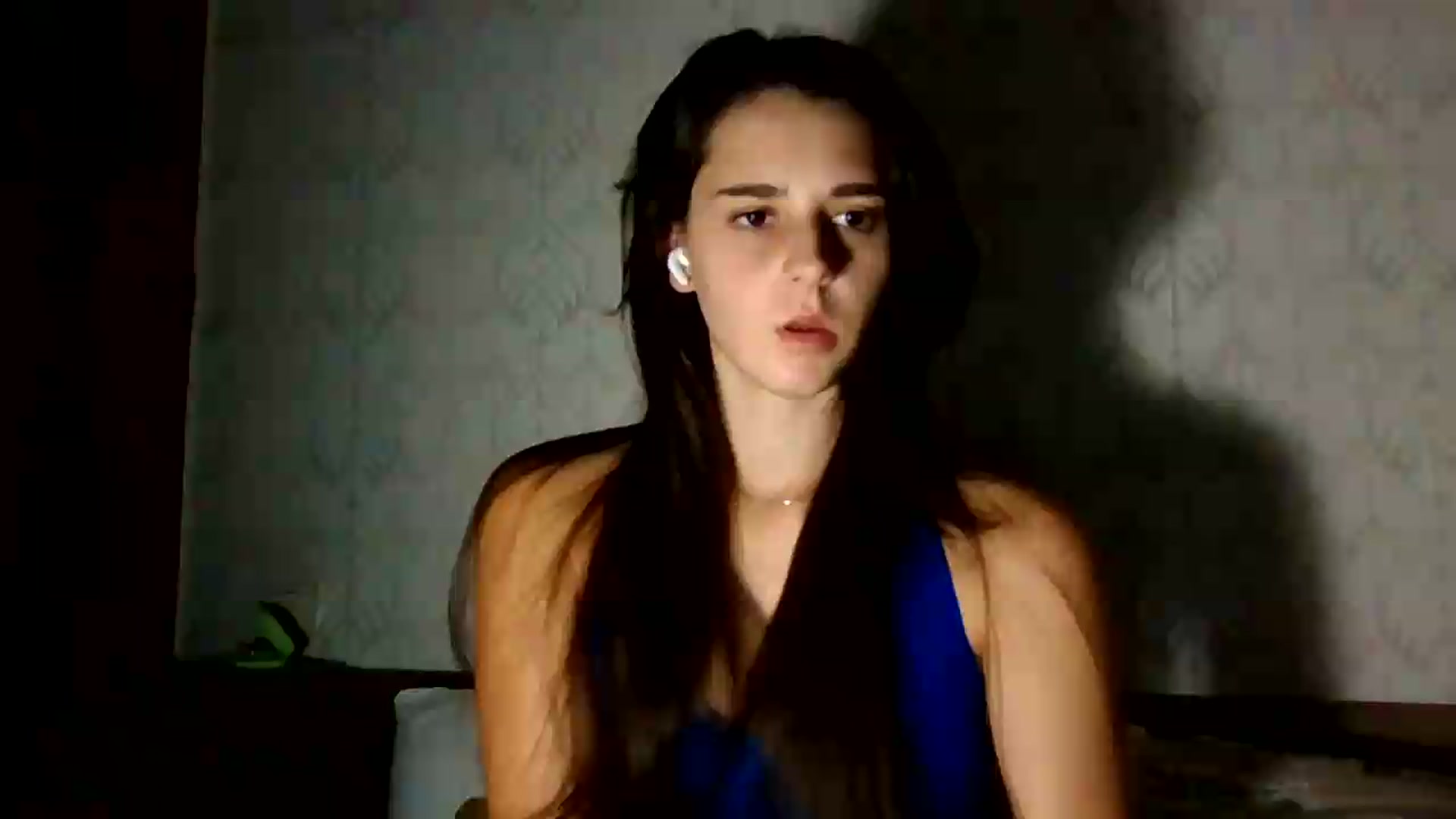 Gallery image thumbnail from ValessiaMoon's myfreecams stream on, 08/10/2026, 21:19 image 18 of 20