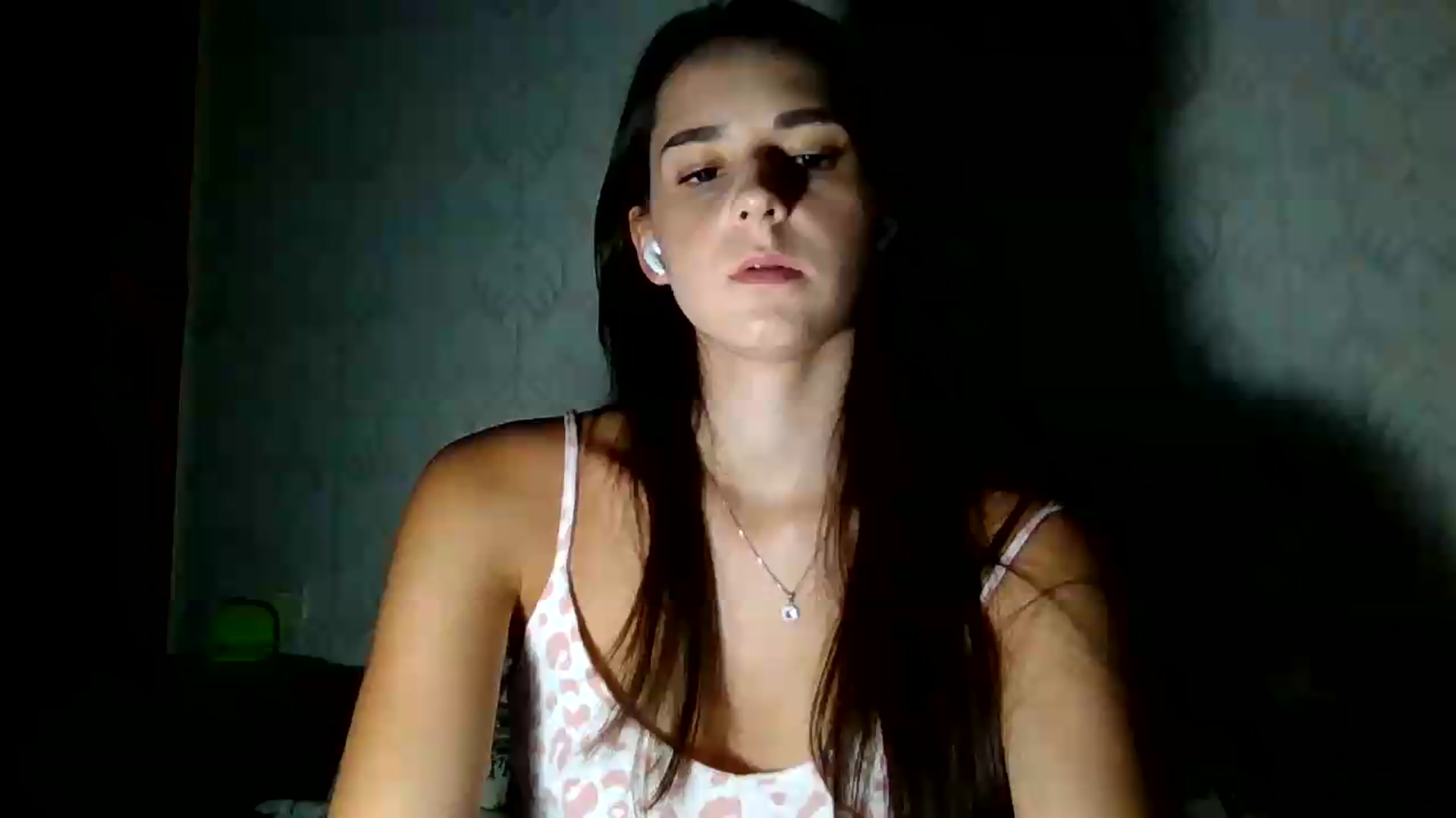 Gallery image thumbnail from ValessiaMoon's myfreecams stream on, 08/17/2026, 22:22 image 18 of 20