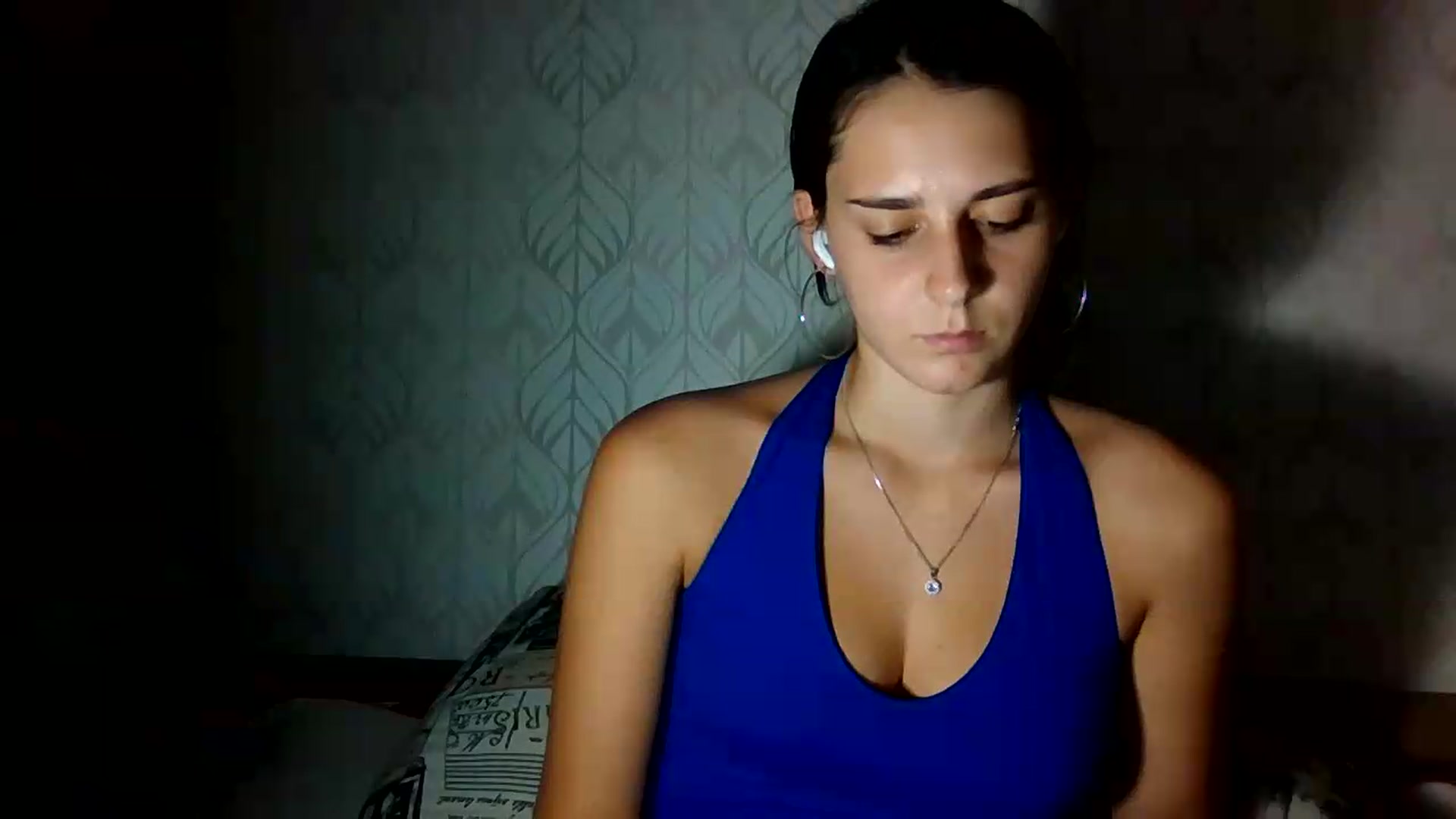 Gallery image thumbnail from ValessiaMoon's myfreecams stream on, 08/26/2026, 21:05 image 18 of 20