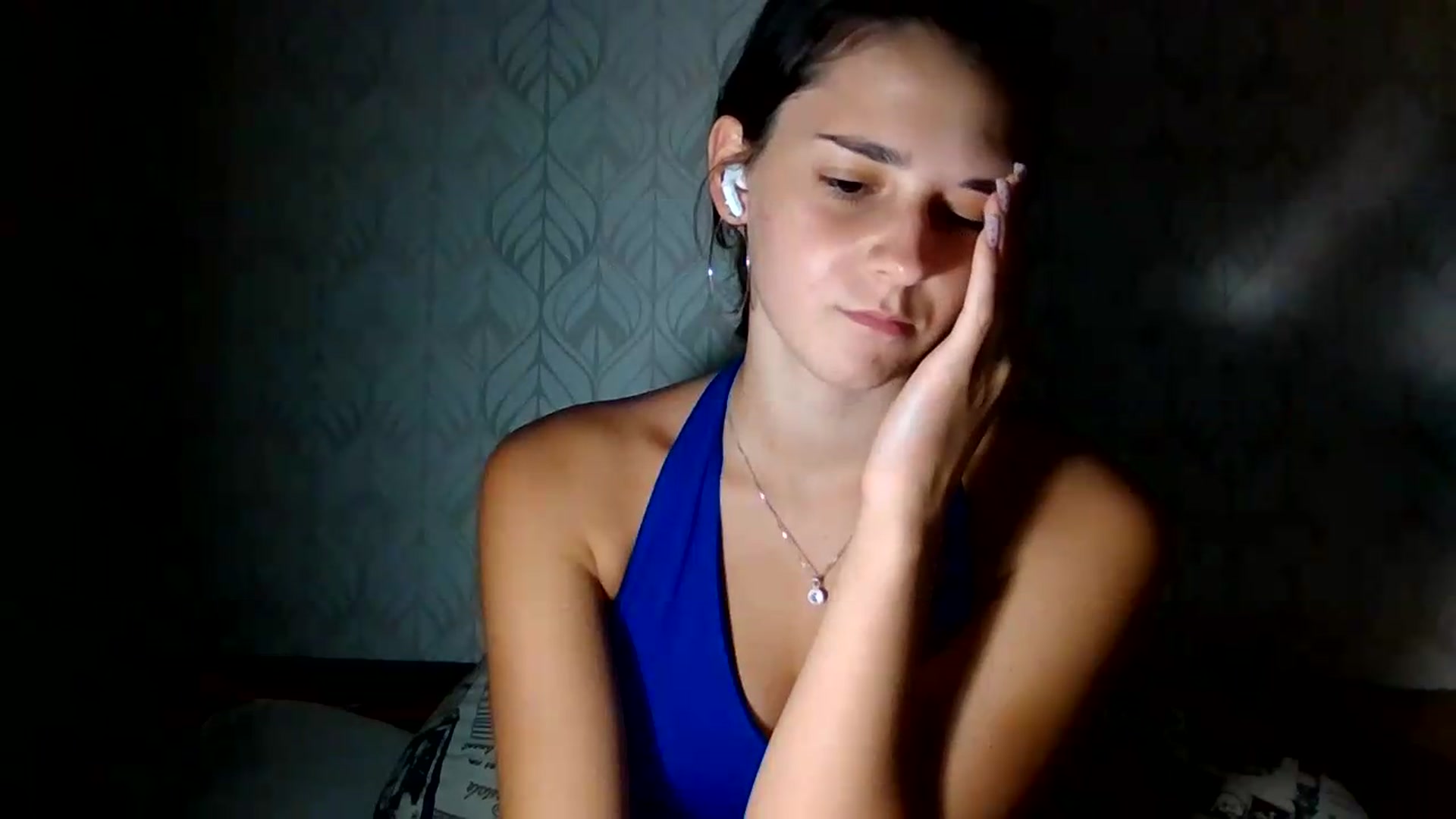 Gallery image thumbnail from ValessiaMoon's myfreecams stream on, 08/26/2026, 22:05 image 10 of 20