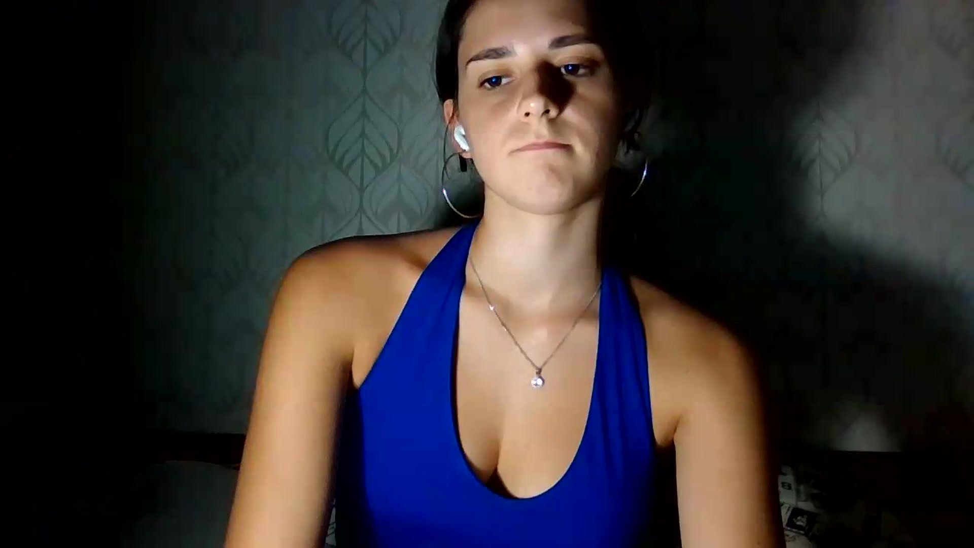 Gallery image thumbnail from ValessiaMoon's myfreecams stream on, 08/26/2026, 22:05 image 18 of 20