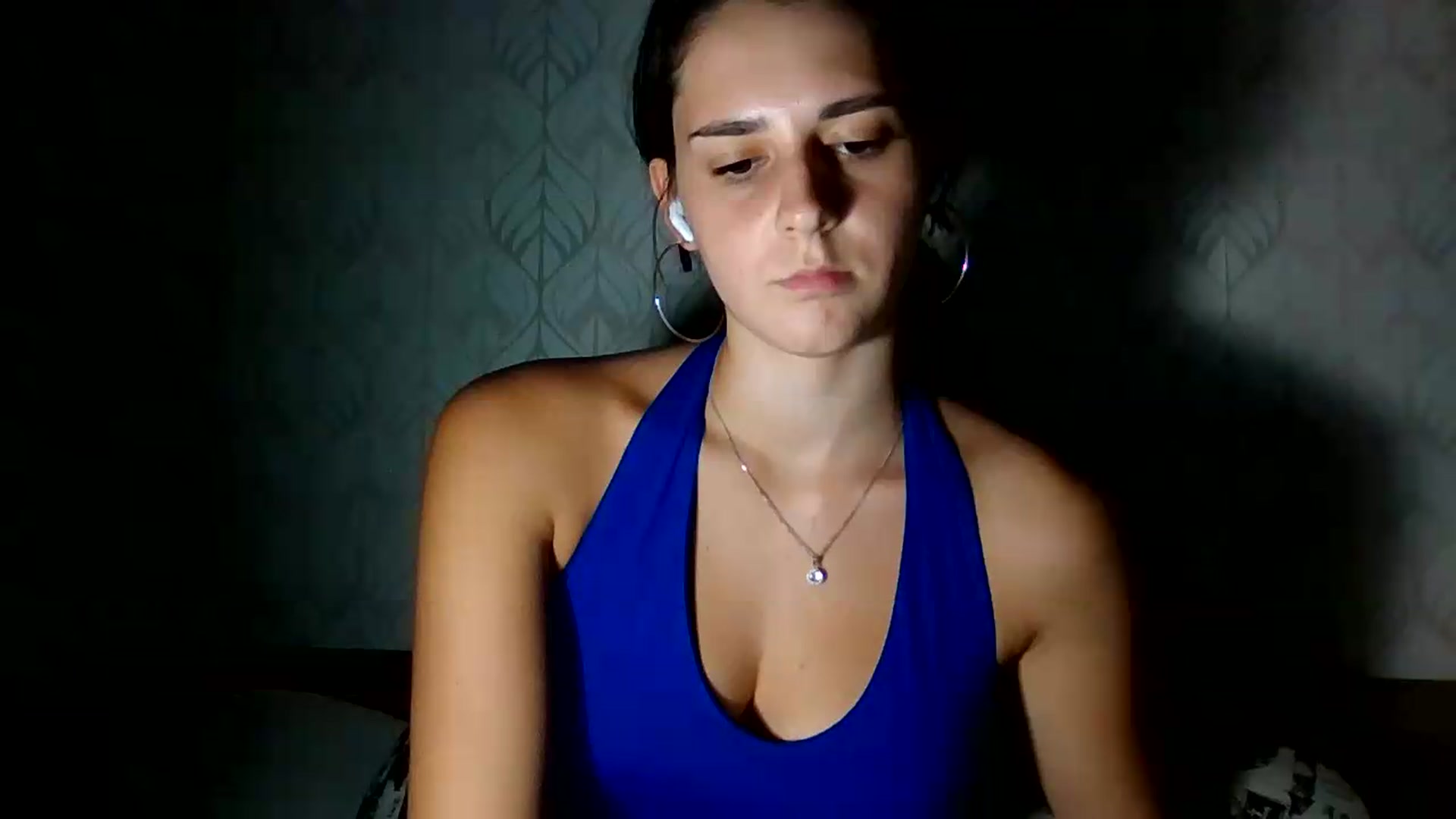 Gallery image thumbnail from ValessiaMoon's myfreecams stream on, 08/26/2026, 22:05 image 19 of 20