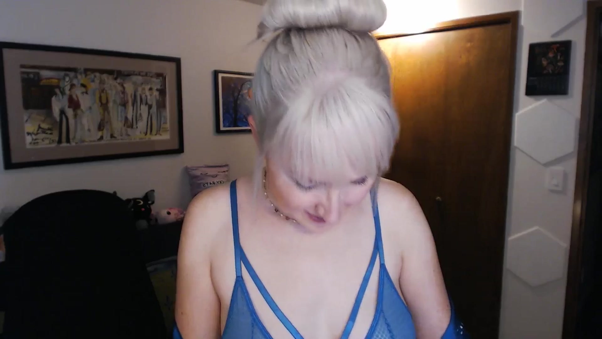 Gallery image thumbnail from Vampette's myfreecams stream on, 11/12/2023, 23:34 image 12 of 20