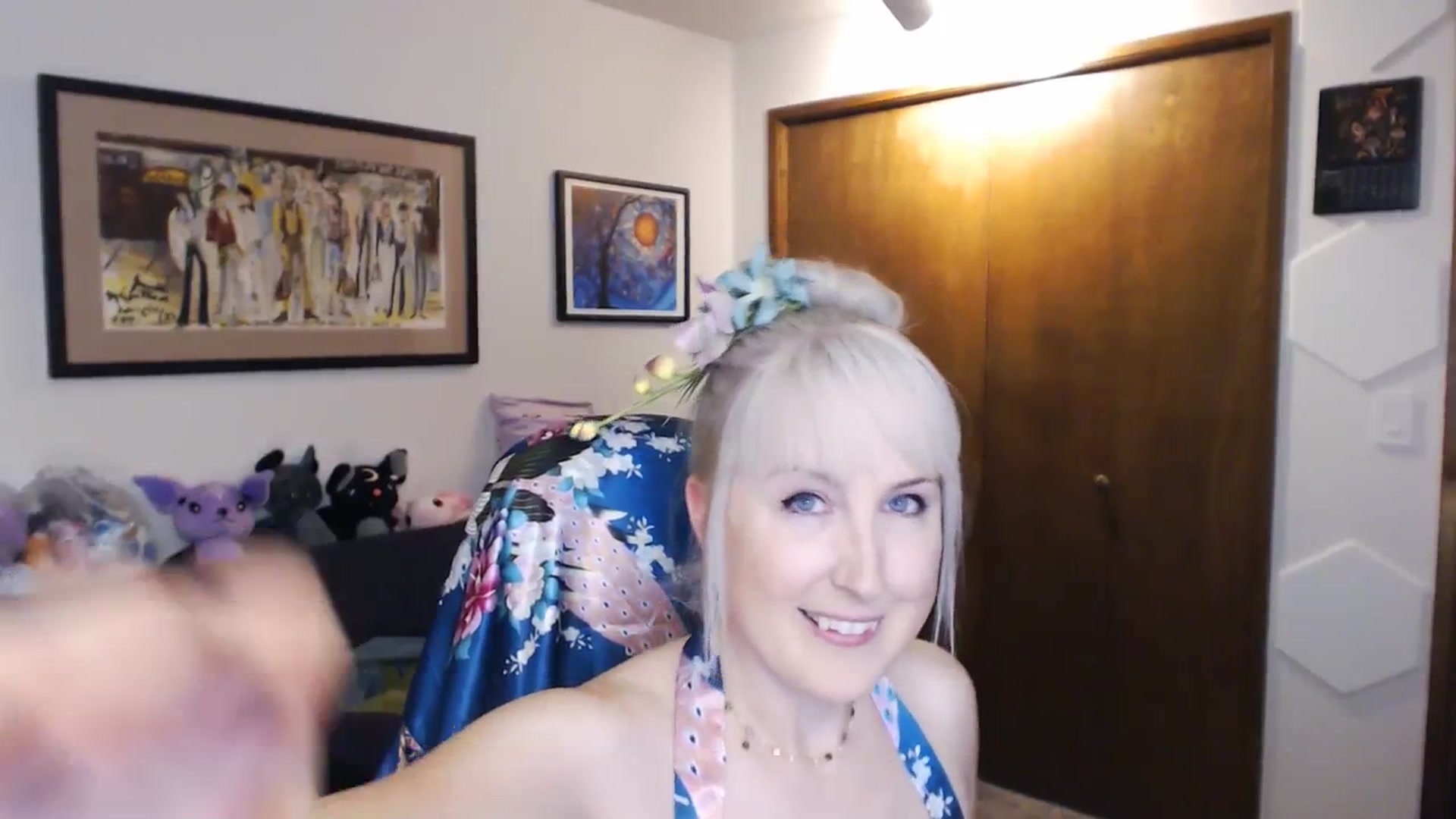 Gallery image thumbnail from Vampette's myfreecams stream on, 11/13/2023, 01:12 image 7 of 20