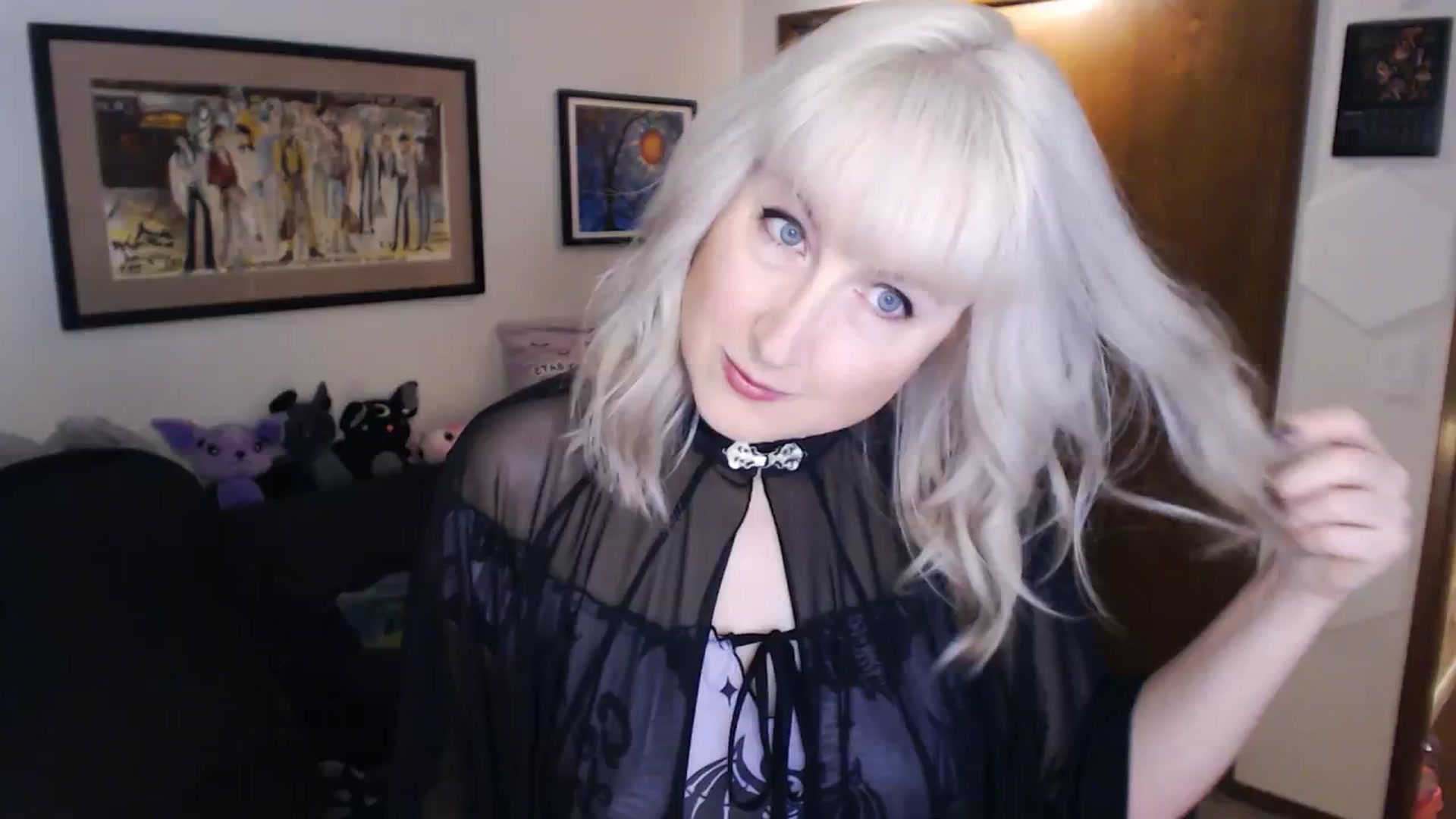 Gallery image thumbnail from Vampette's myfreecams stream on, 11/16/2023, 03:23 image 1 of 20