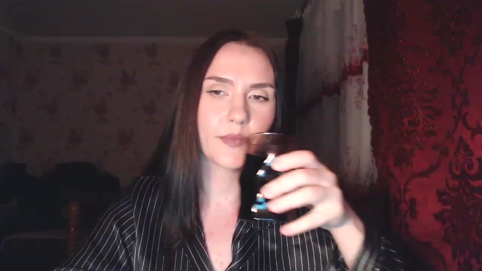 Gallery image thumbnail from Vanda_M's myfreecams stream on, 04/16/2023, 20:52 image 7 of 20