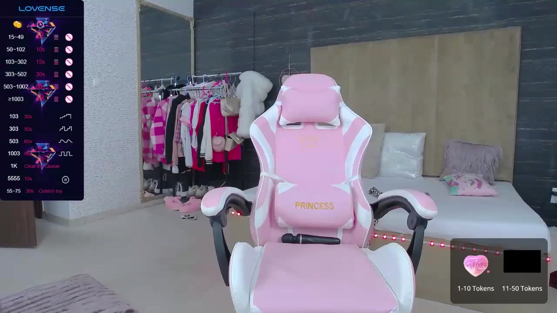 Gallery image thumbnail from VanesaSimon's myfreecams stream on, 10/22/2023, 17:33 image 3 of 20