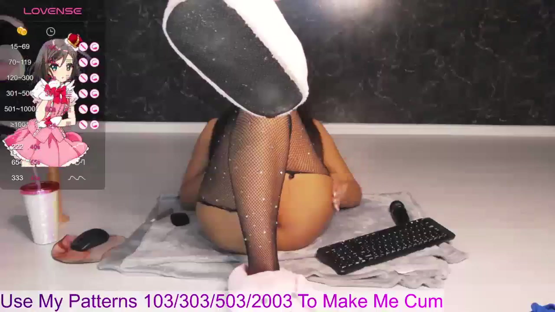 Gallery image thumbnail from VanesaSimon's myfreecams stream on, 03/08/2024, 10:06 image 9 of 20