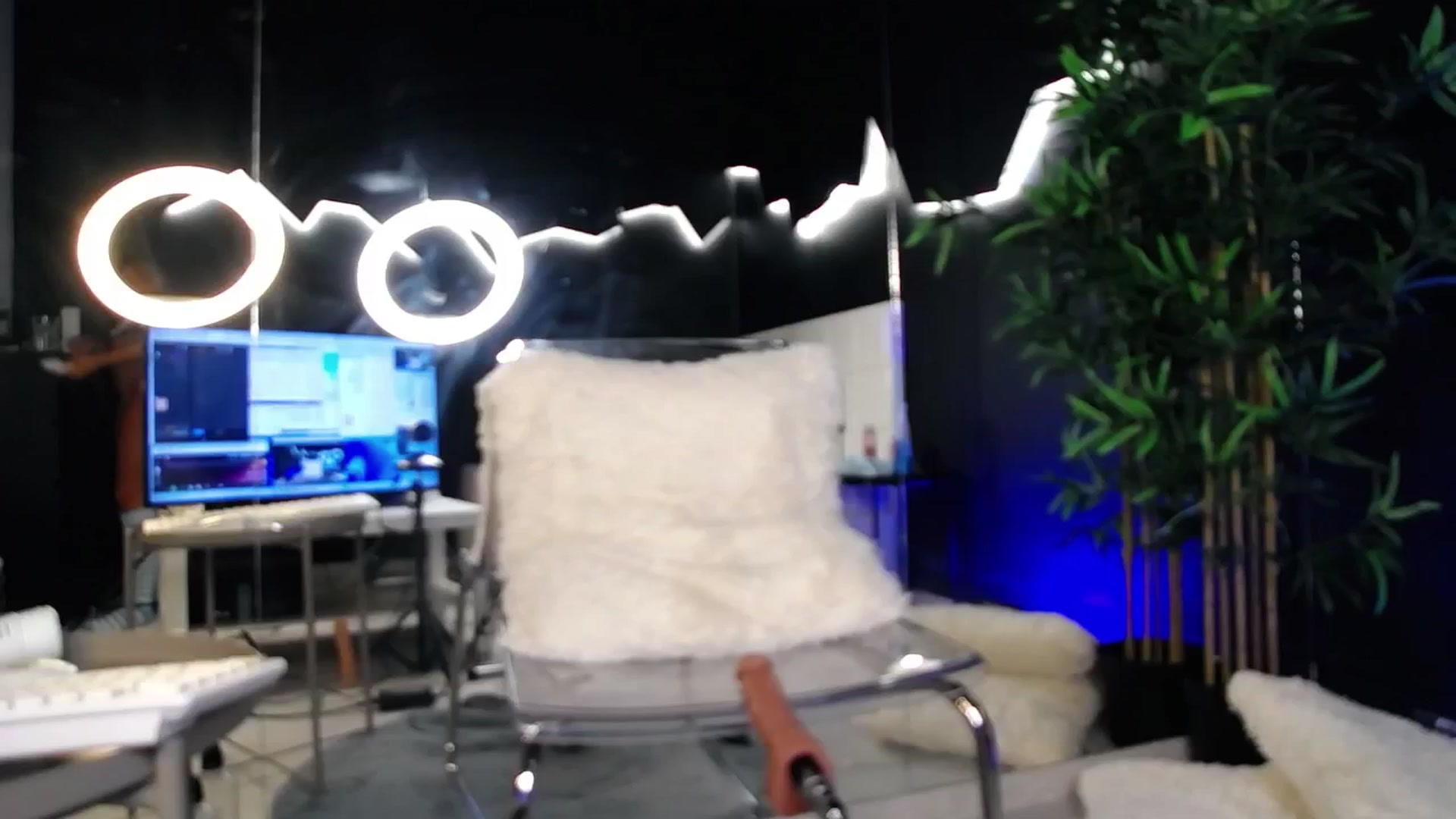 Gallery image thumbnail from VanesaSimon's myfreecams stream on, 07/08/2024, 16:21 image 4 of 20