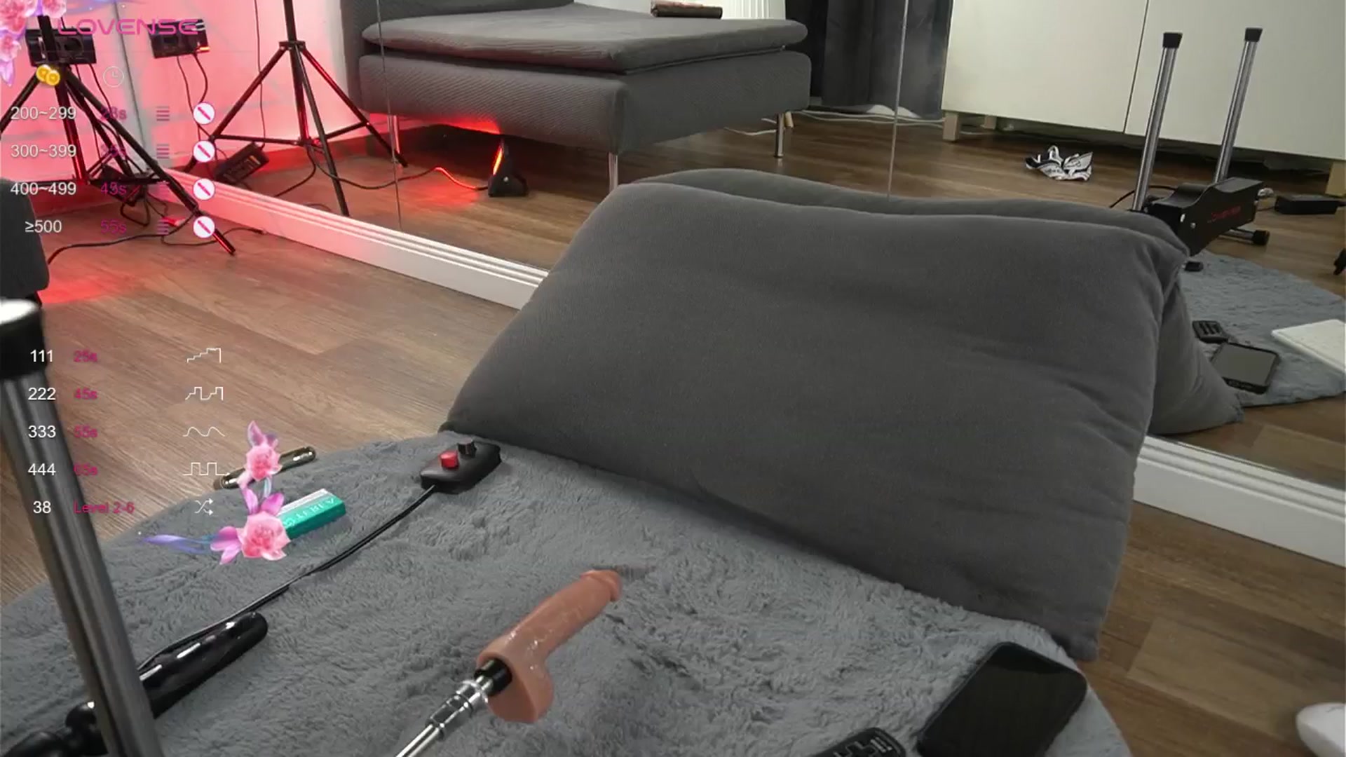 Gallery image thumbnail from VanesaSimon's myfreecams stream on, 09/05/2024, 14:15 image 17 of 20