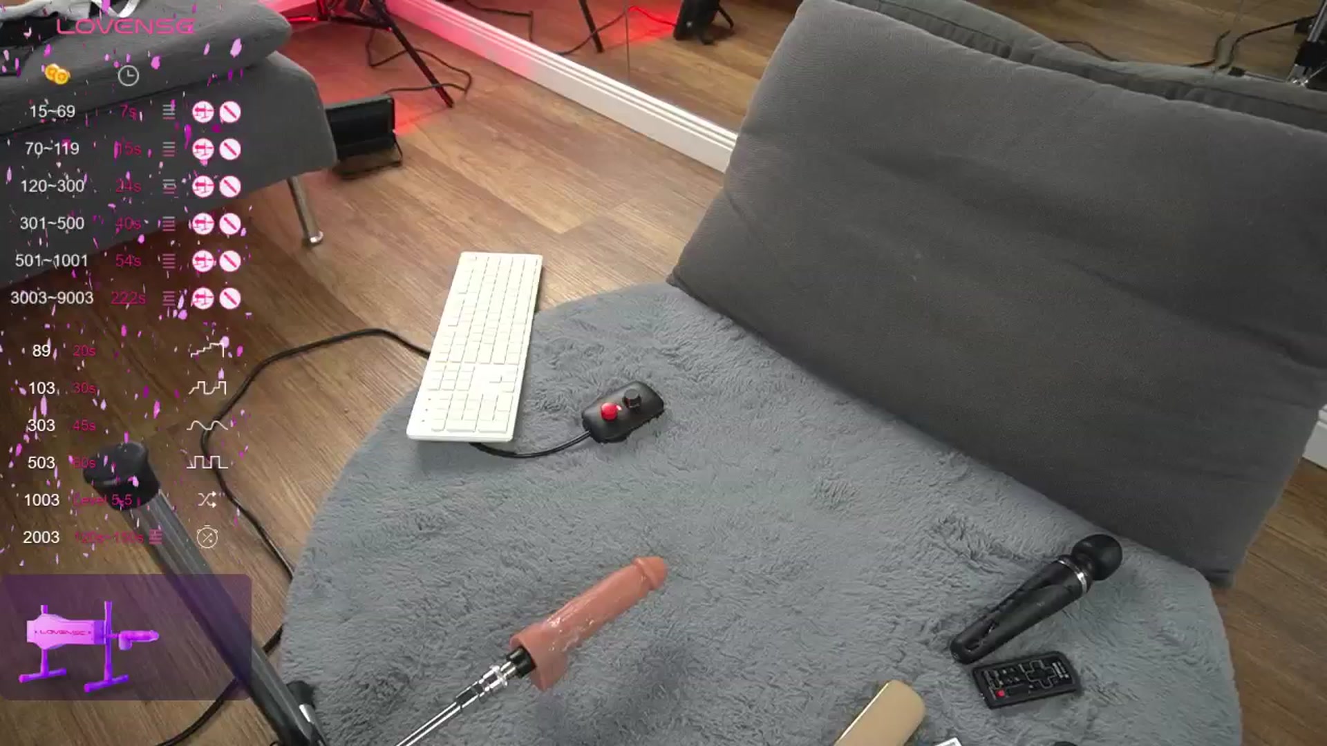 Gallery image thumbnail from VanesaSimon's myfreecams stream on, 09/08/2024, 09:50 image 4 of 20