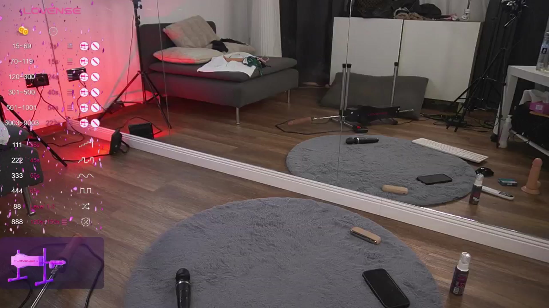 Gallery image thumbnail from VanesaSimon's myfreecams stream on, 09/11/2024, 13:31 image 13 of 20