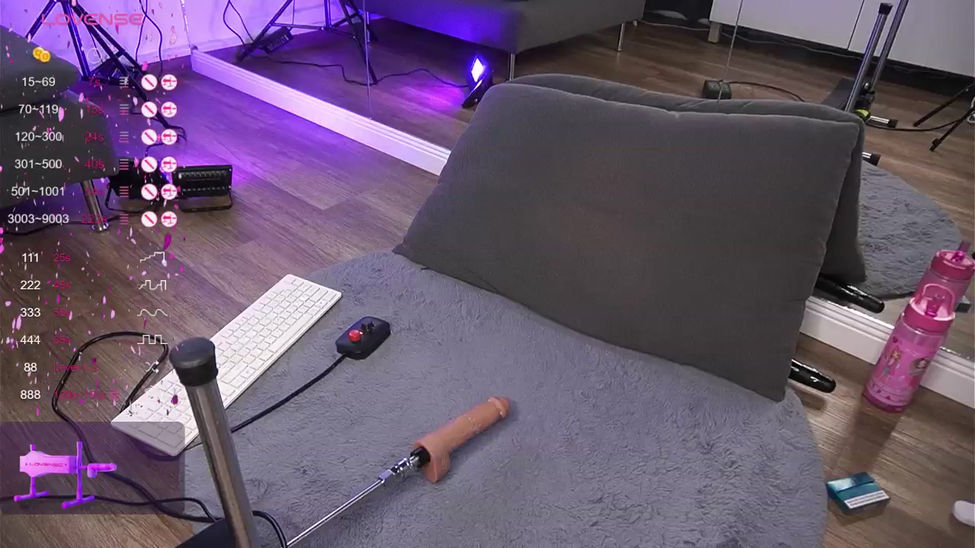 Gallery image thumbnail from VanesaSimon's myfreecams stream on, 09/18/2024, 09:38 image 3 of 20