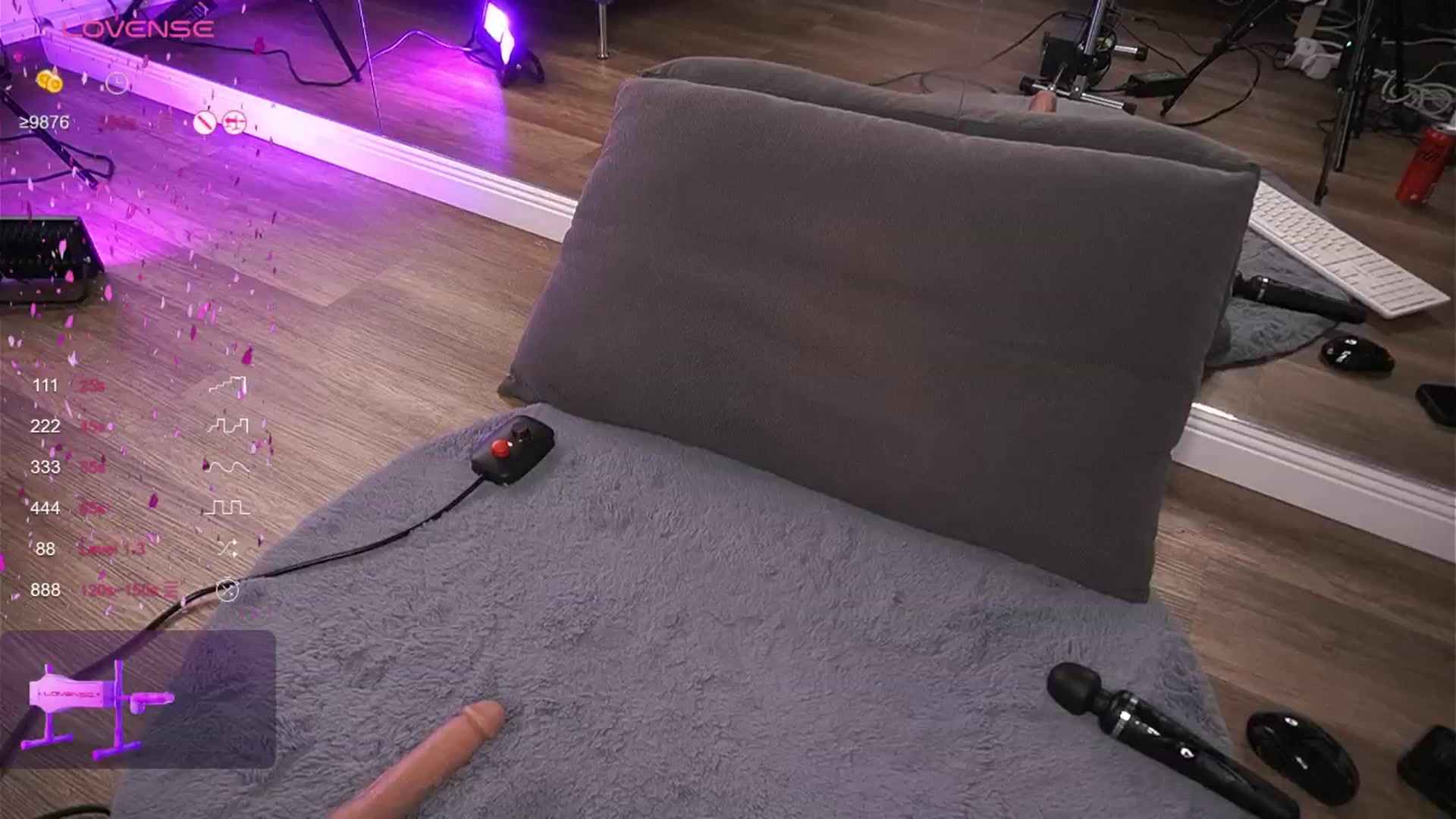 Gallery image thumbnail from VanesaSimon's myfreecams stream on, 09/26/2024, 09:35 image 12 of 20