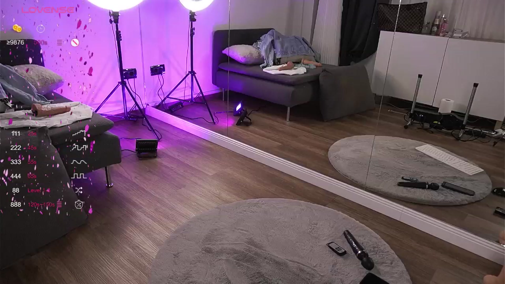 Gallery image thumbnail from VanesaSimon's myfreecams stream on, 10/04/2024, 05:59 image 15 of 20