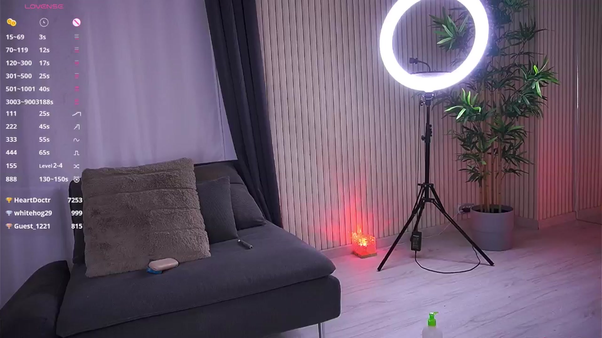 Gallery image thumbnail from VanesaSimon's myfreecams stream on, 10/20/2024, 13:29 image 14 of 20