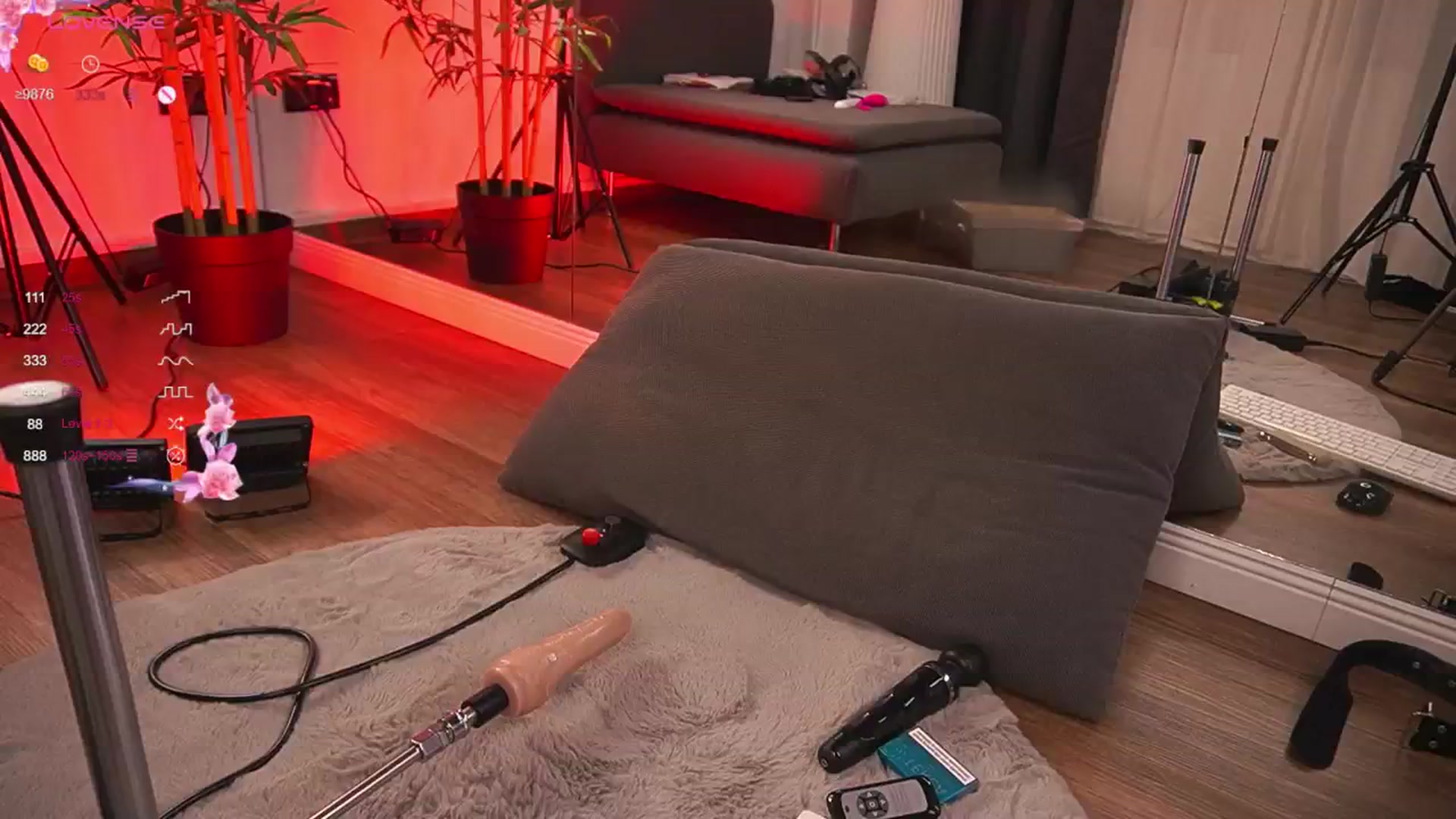 Gallery image thumbnail from VanesaSimon's myfreecams stream on, 10/28/2024, 13:51 image 16 of 20