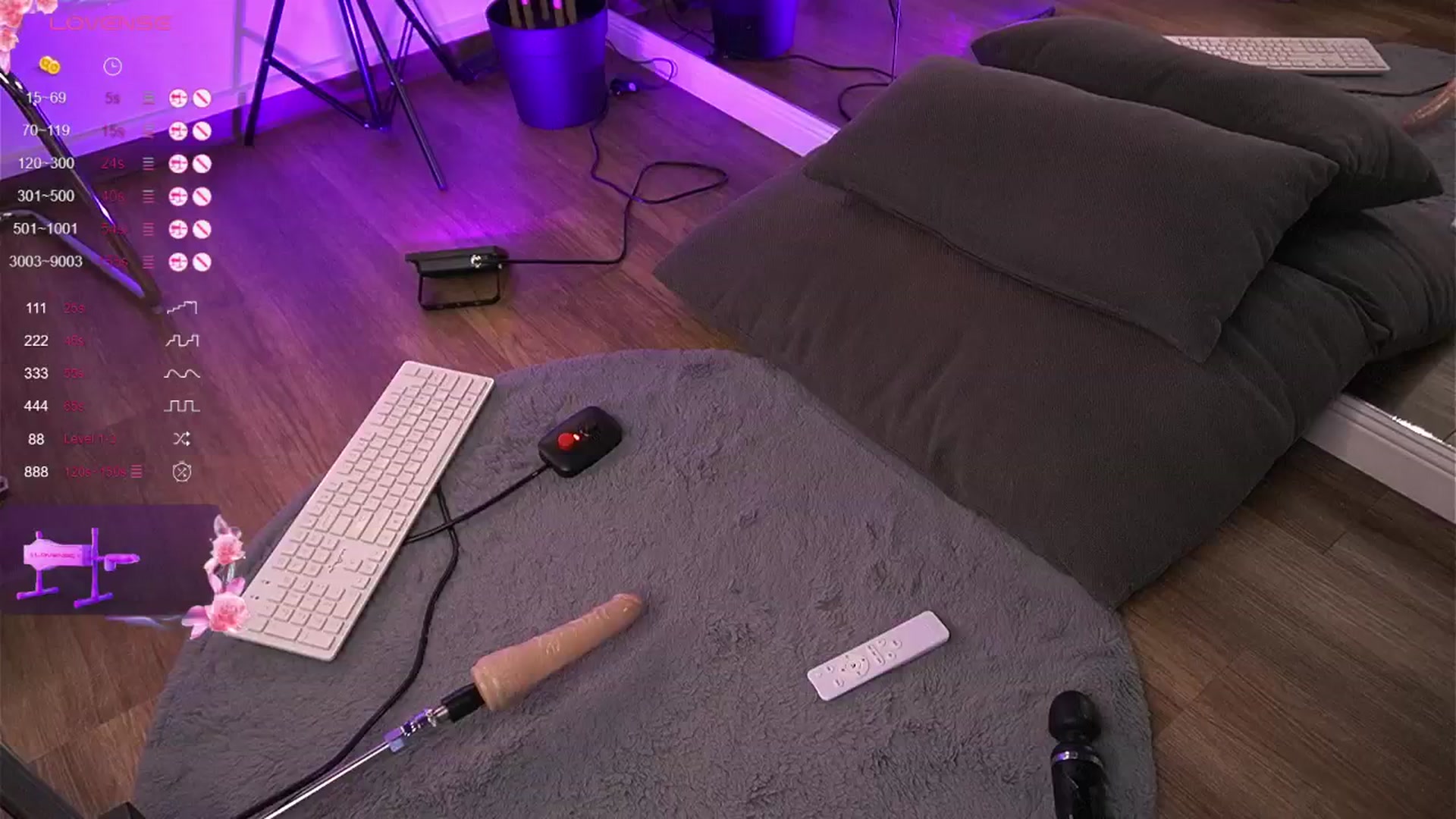 Gallery image thumbnail from VanesaSimon's myfreecams stream on, 11/02/2024, 14:15 image 1 of 20