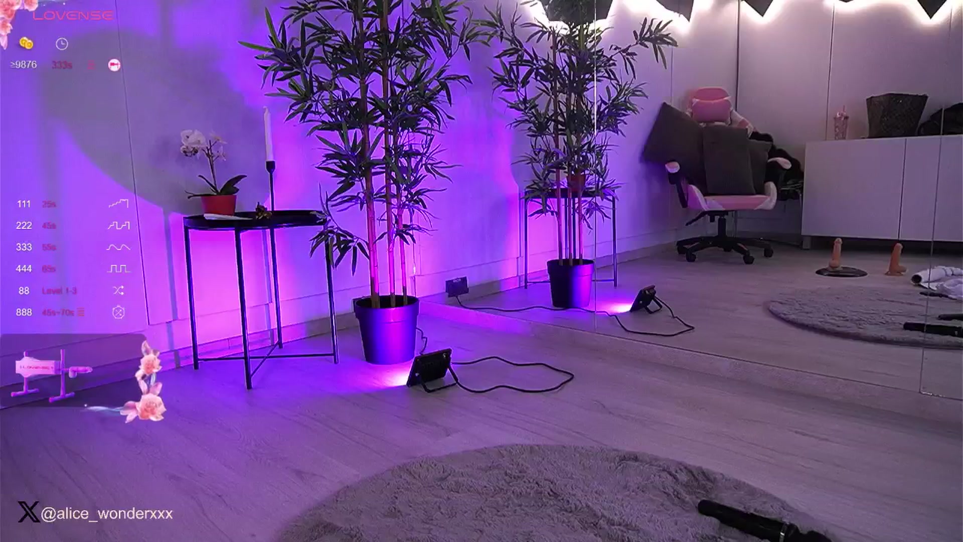 Gallery image thumbnail from VanesaSimon's myfreecams stream on, 01/02/2025, 08:46 image 7 of 20