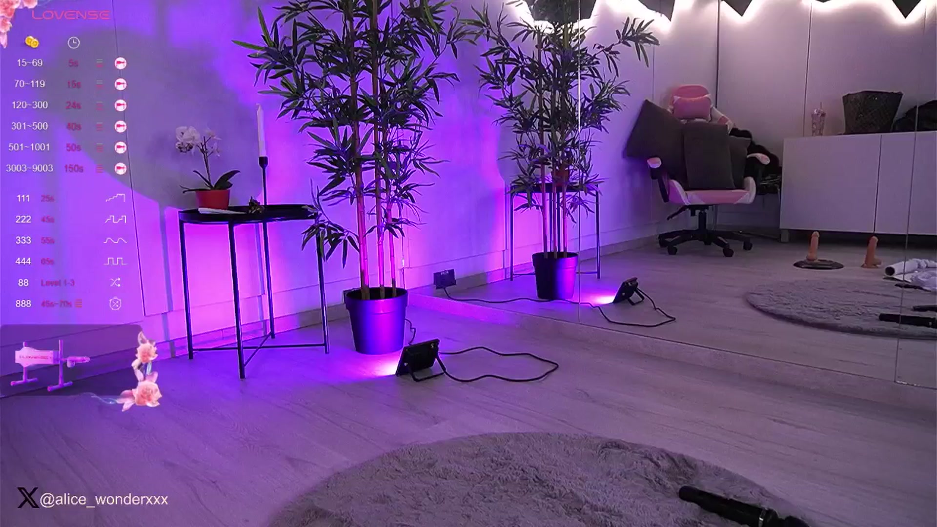 Gallery image thumbnail from VanesaSimon's myfreecams stream on, 01/02/2025, 08:46 image 6 of 20
