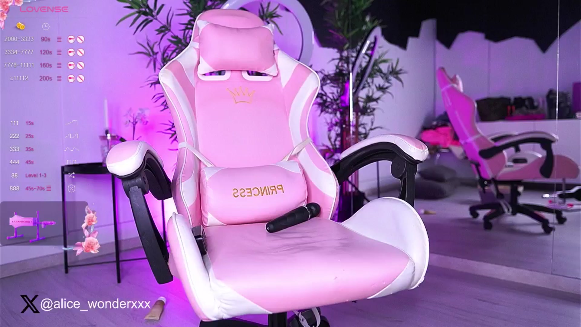 Gallery image thumbnail from VanesaSimon's myfreecams stream on, 02/01/2025, 11:22 image 13 of 20
