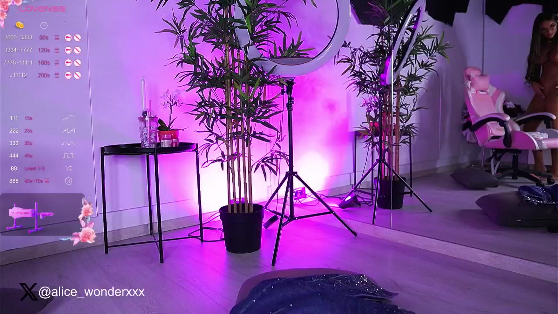 Gallery image thumbnail from VanesaSimon's myfreecams stream on, 02/01/2025, 14:50 image 13 of 20