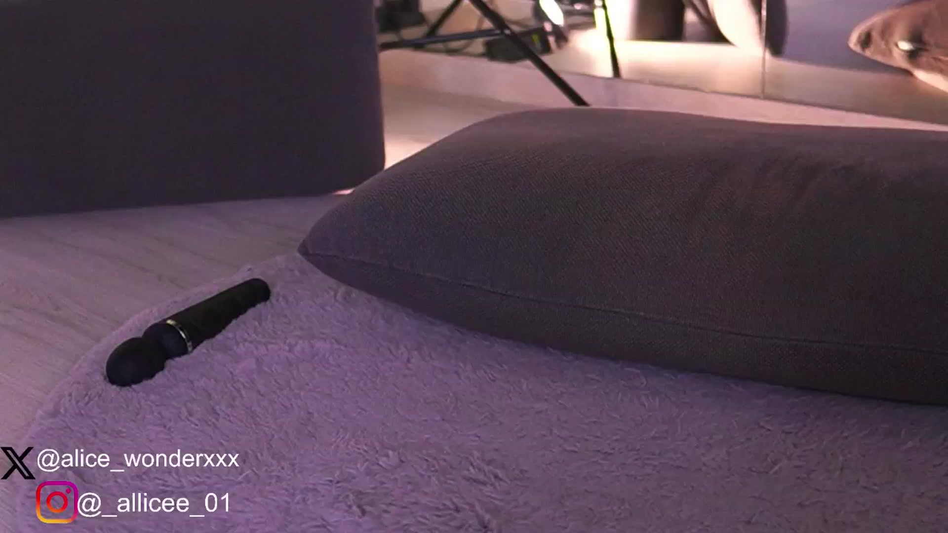 Gallery image thumbnail from VanesaSimon's myfreecams stream on, 02/16/2025, 14:32 image 2 of 20