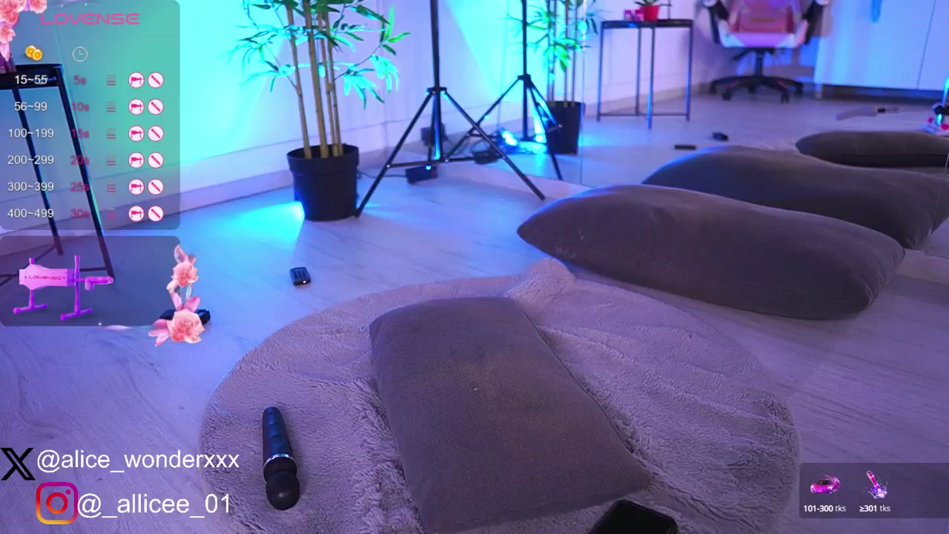 Gallery image thumbnail from VanesaSimon's myfreecams stream on, 03/07/2025, 10:10 image 18 of 20