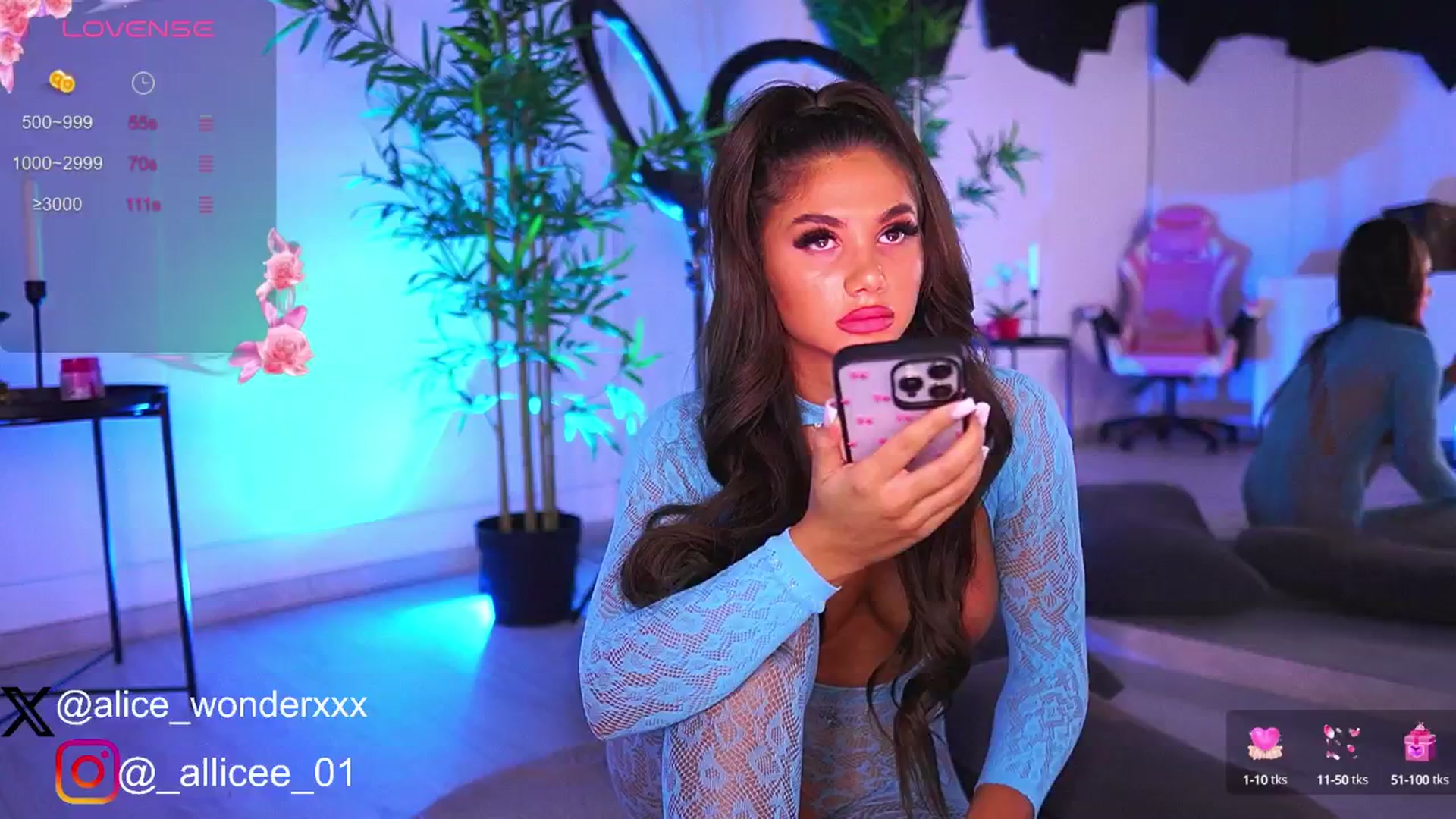 Gallery image thumbnail from VanesaSimon's myfreecams stream on, 03/08/2025, 07:29 image 9 of 20