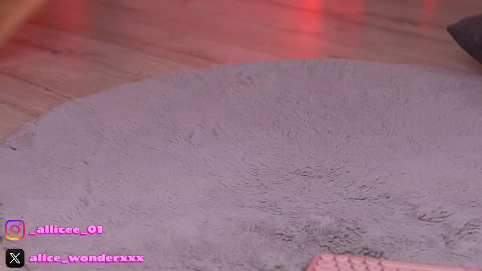 Gallery image thumbnail from VanesaSimon's myfreecams stream on, 02/12/2026, 10:44 image 19 of 20