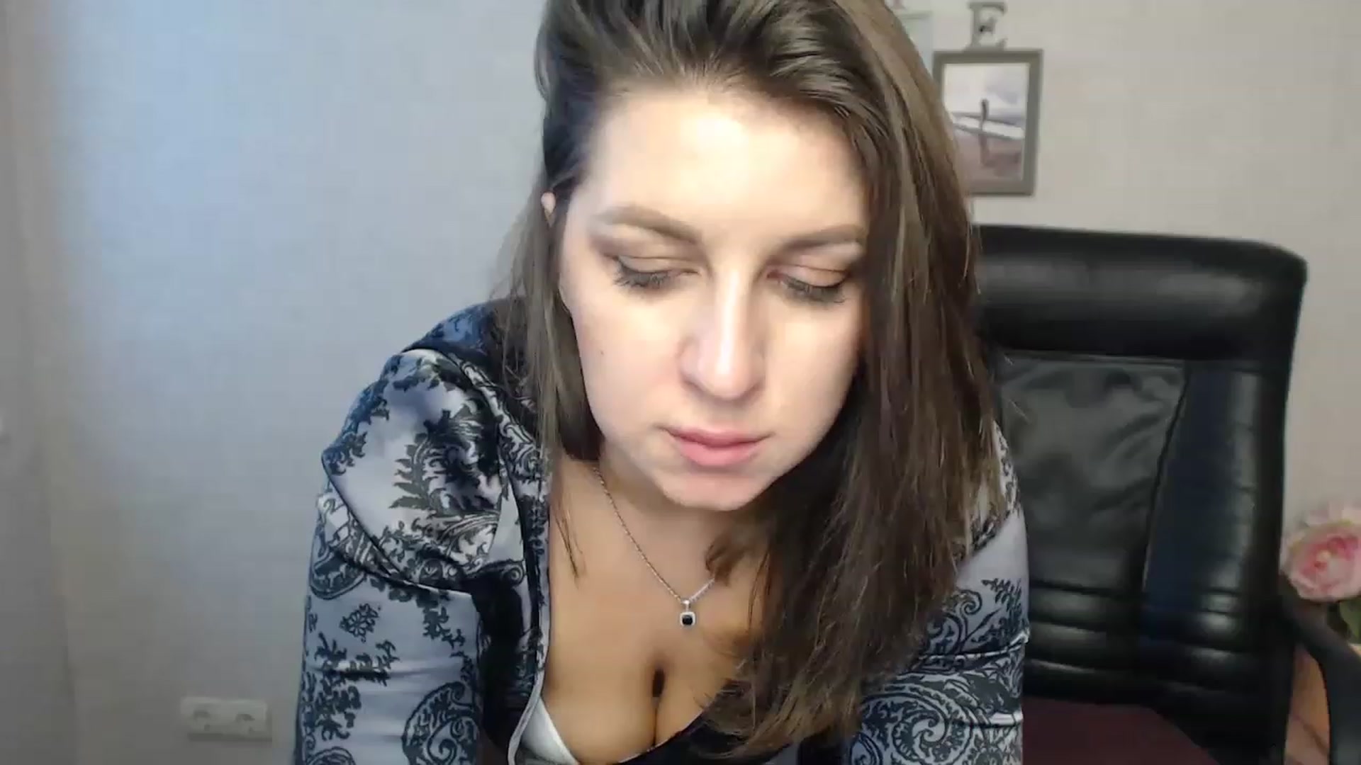Gallery image thumbnail from Vanesa_Lams's myfreecams stream on, 04/21/2023, 12:31 image 9 of 20