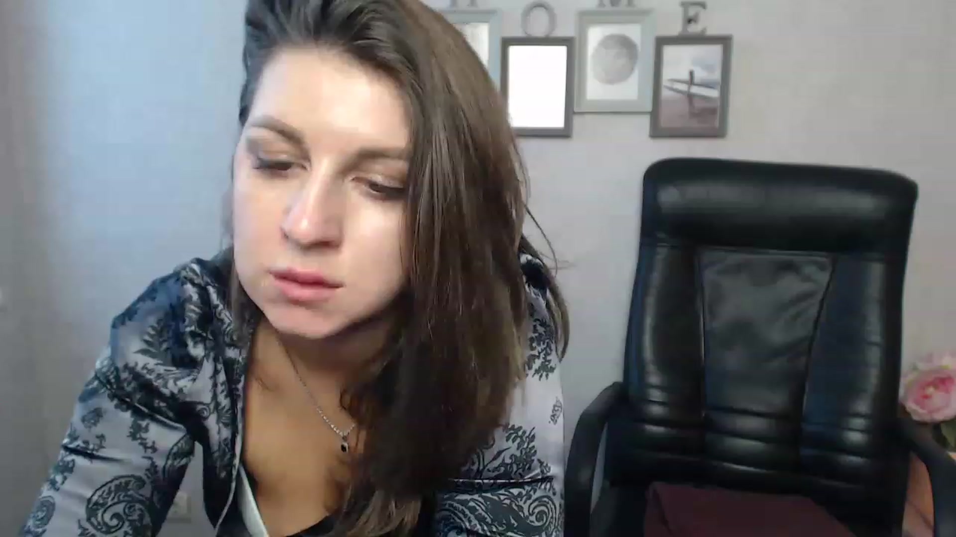Gallery image thumbnail from Vanesa_Lams's myfreecams stream on, 04/21/2023, 12:31 image 7 of 20