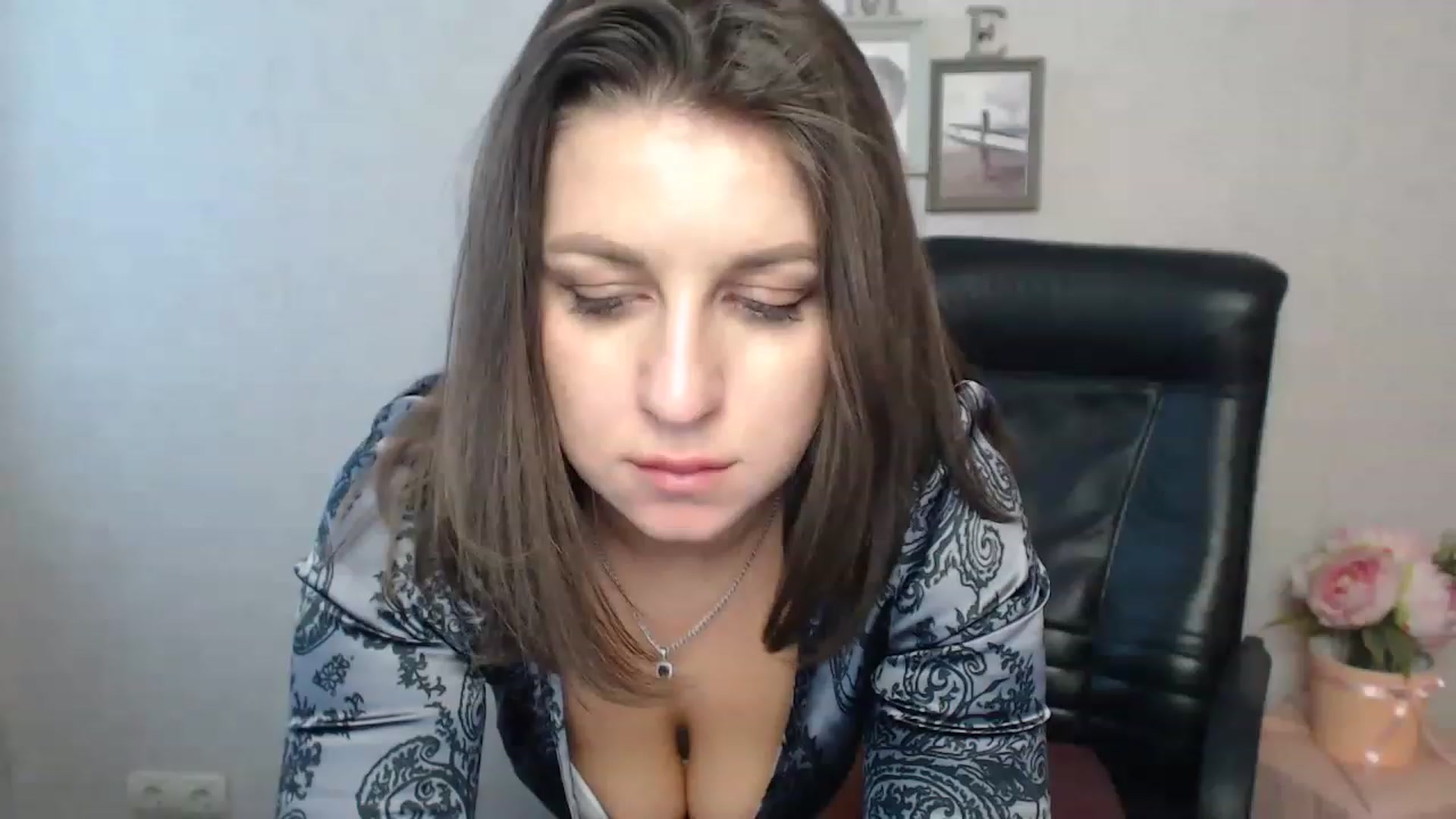 Gallery image thumbnail from Vanesa_Lams's myfreecams stream on, 04/21/2023, 13:00 image 18 of 20