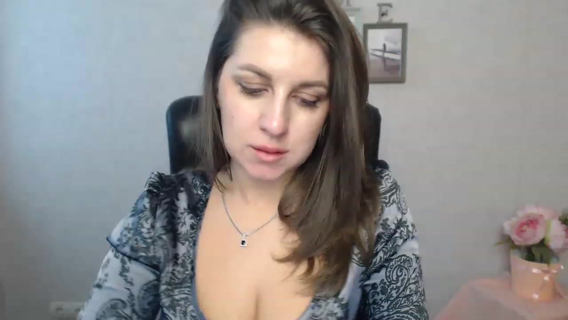 Gallery image thumbnail from Vanesa_Lams's myfreecams stream on, 04/21/2023, 13:00 image 12 of 20